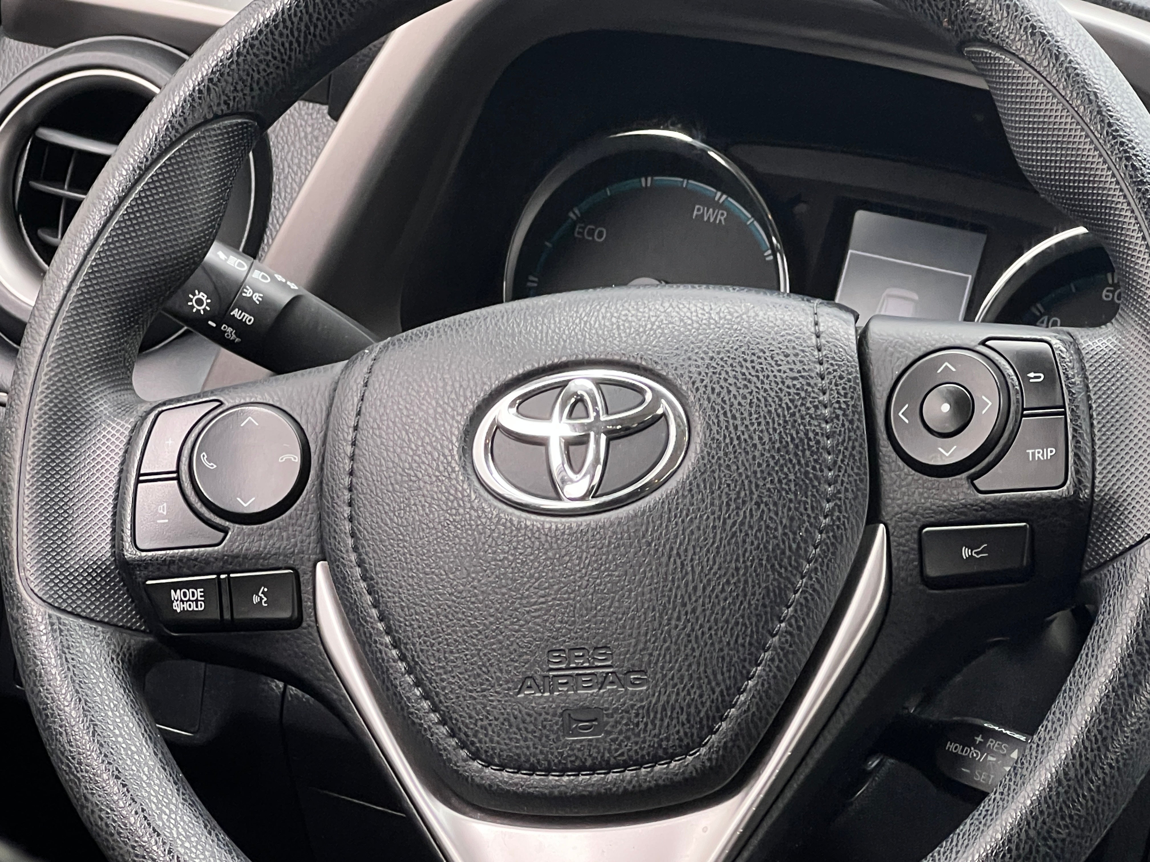 Thumbnail: 2018 Toyota RAV4 - 5