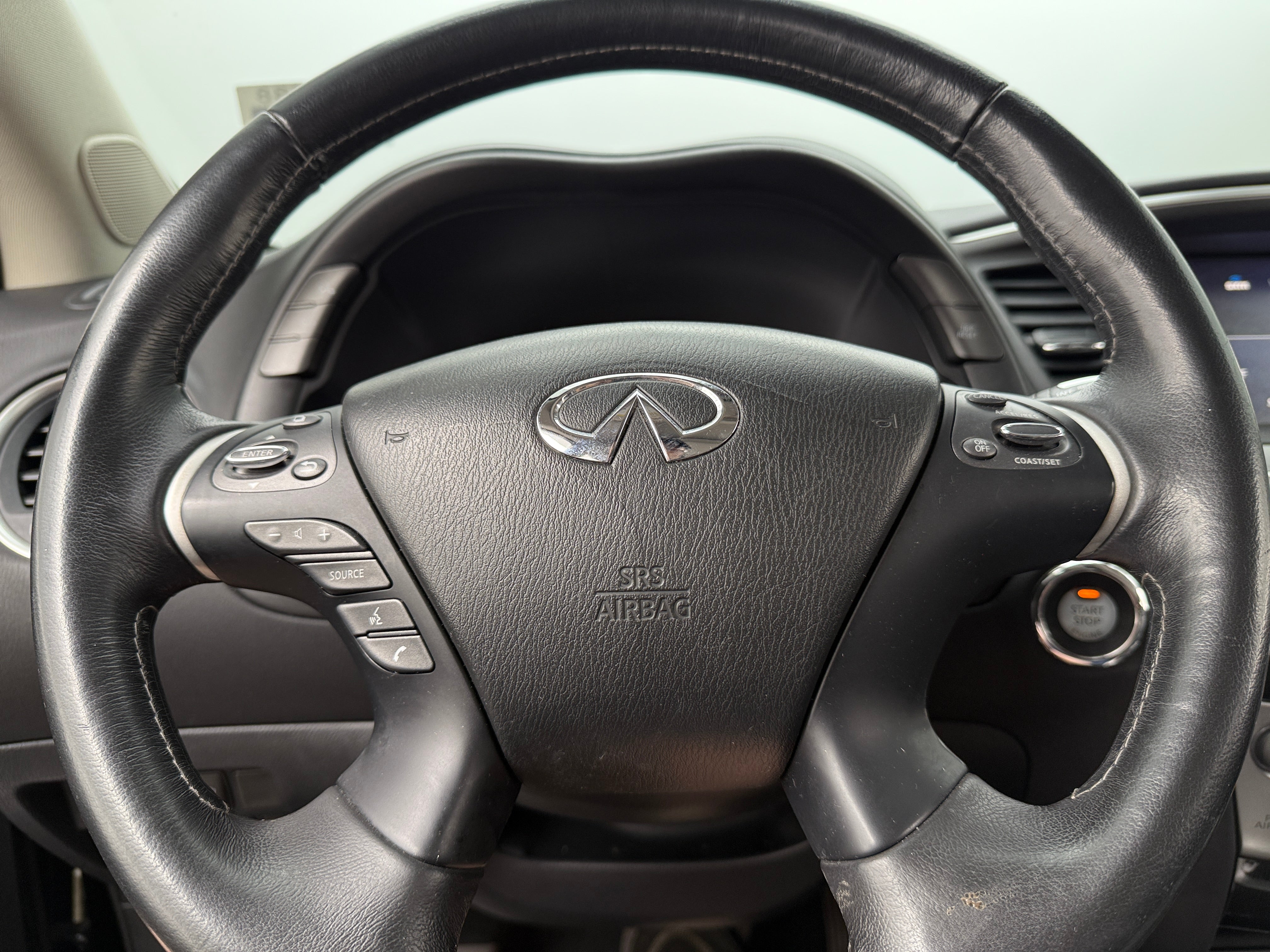 Thumbnail: 2019 INFINITI QX60 - 4