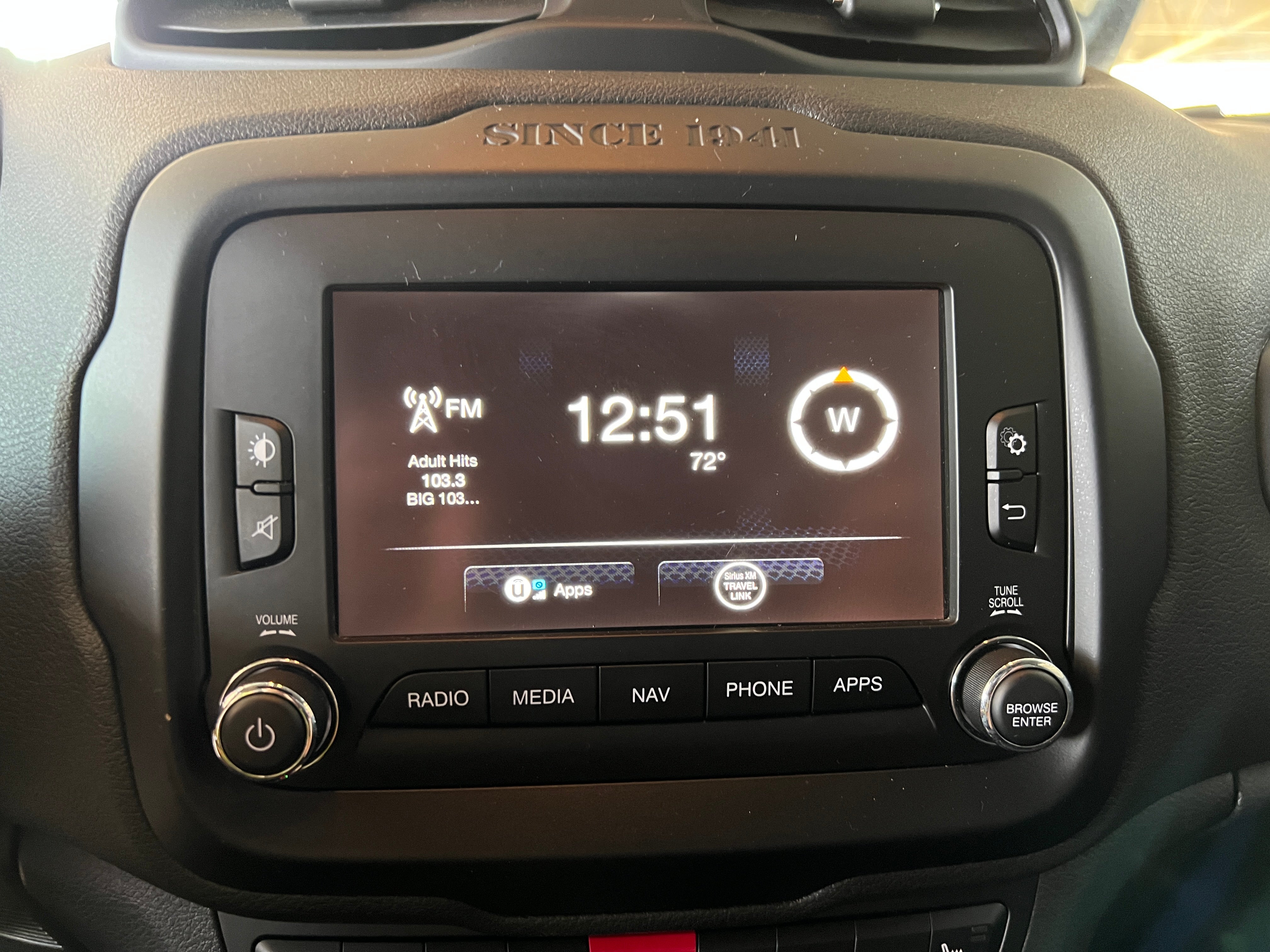 Thumbnail: 2016 Jeep Renegade - 3