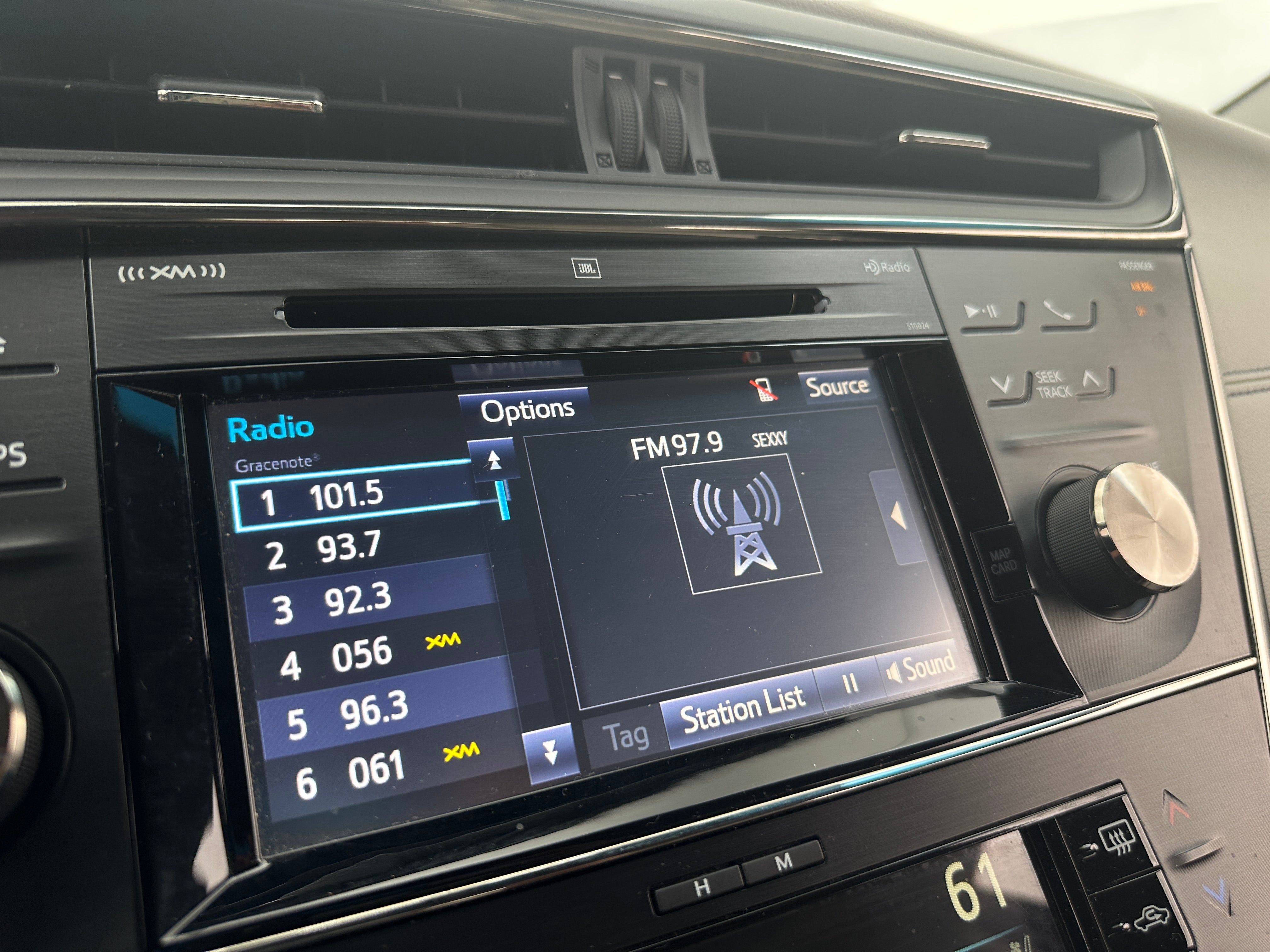 Thumbnail: 2015 Toyota Avalon - 3