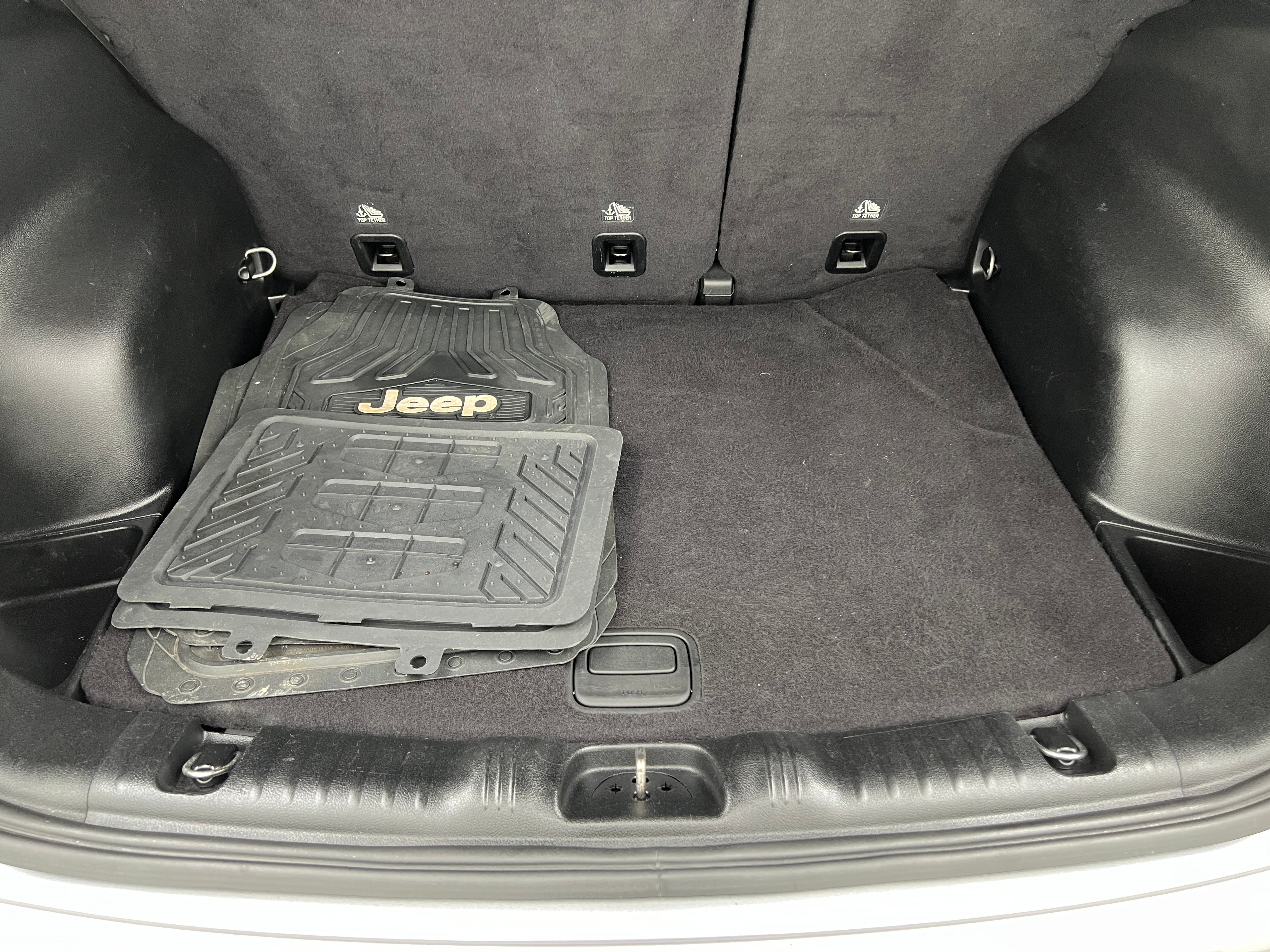 Thumbnail: 2019 Jeep Compass - 6