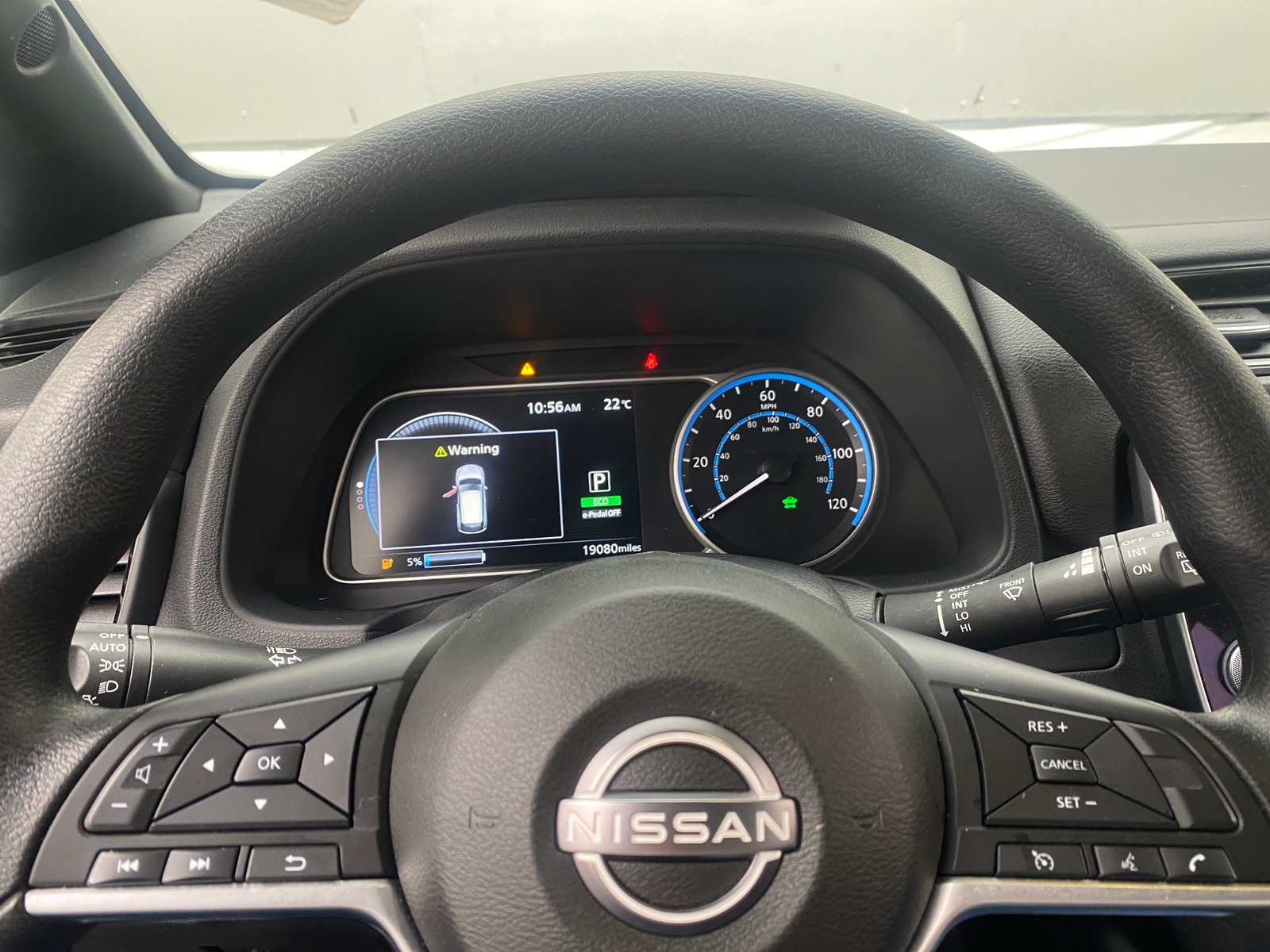Thumbnail: 2023 Nissan Leaf - 5