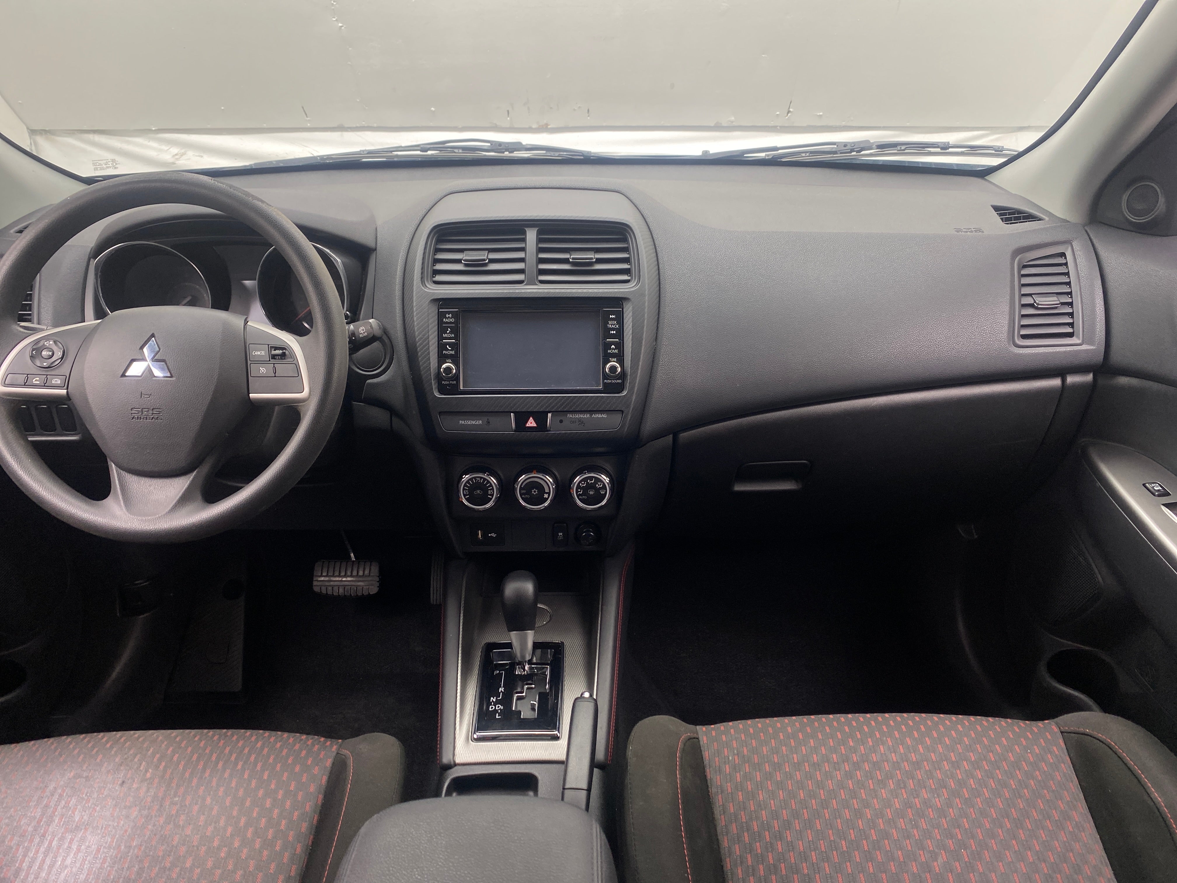 Thumbnail: 2019 Mitsubishi Outlander Sport - 3