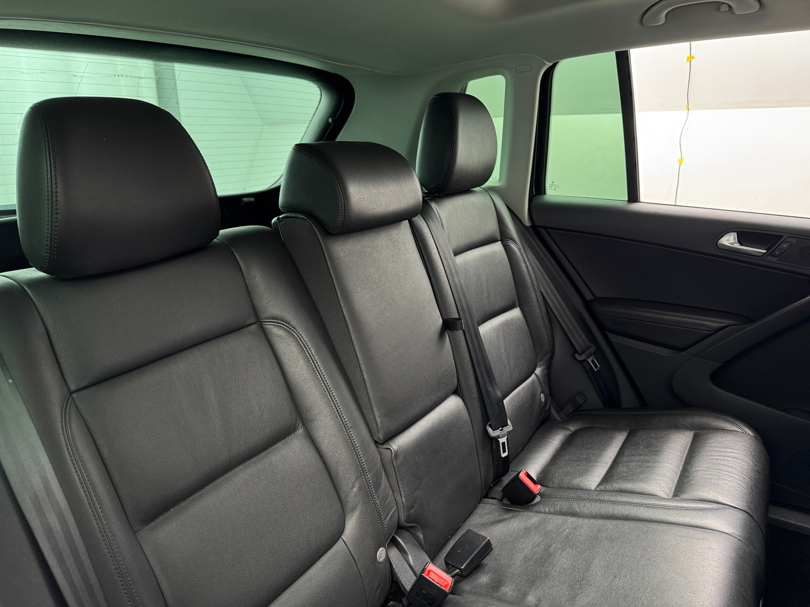 Thumbnail: 2017 Volkswagen Tiguan - 5