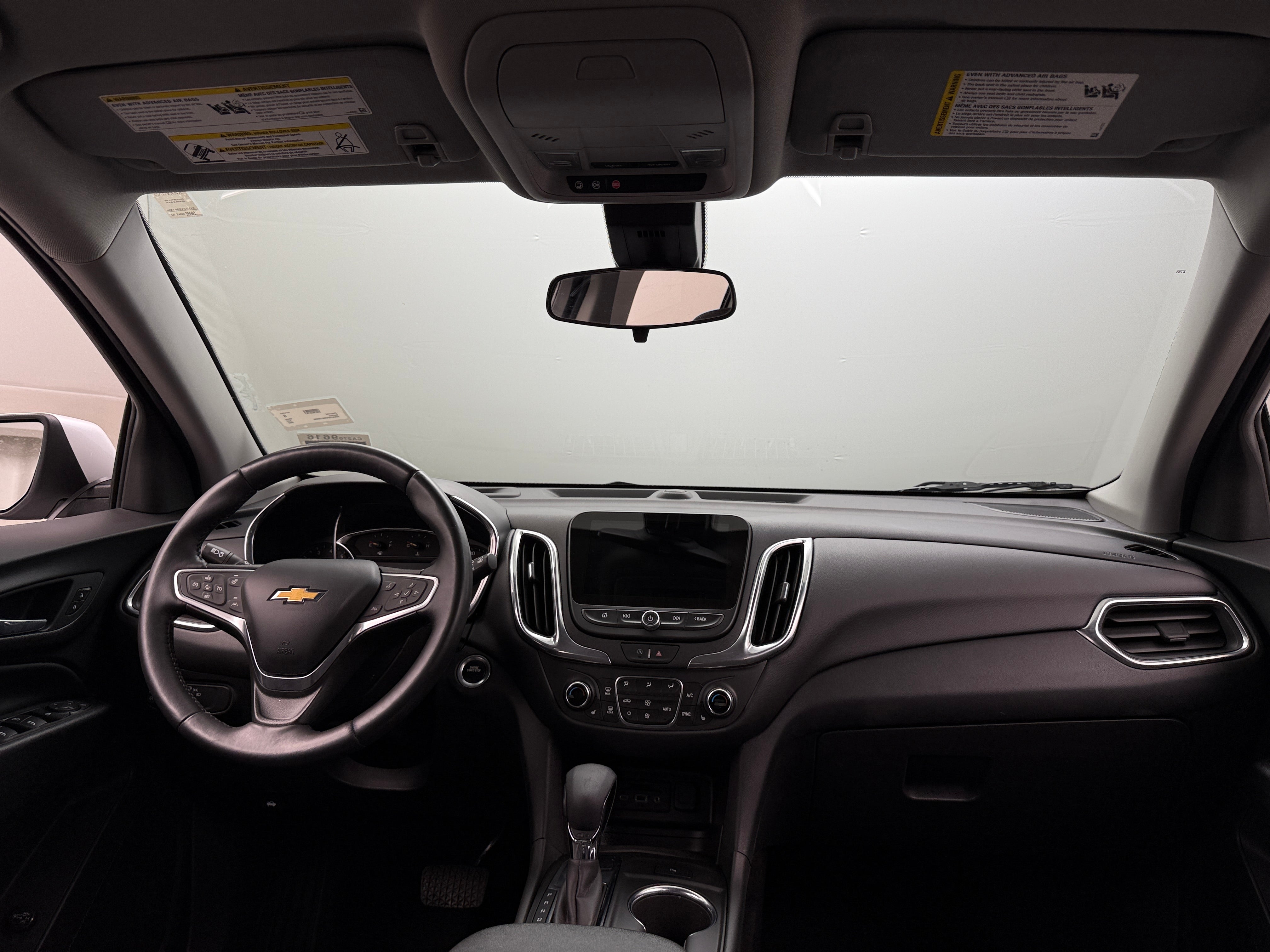 Thumbnail: 2022 Chevrolet Equinox - 3