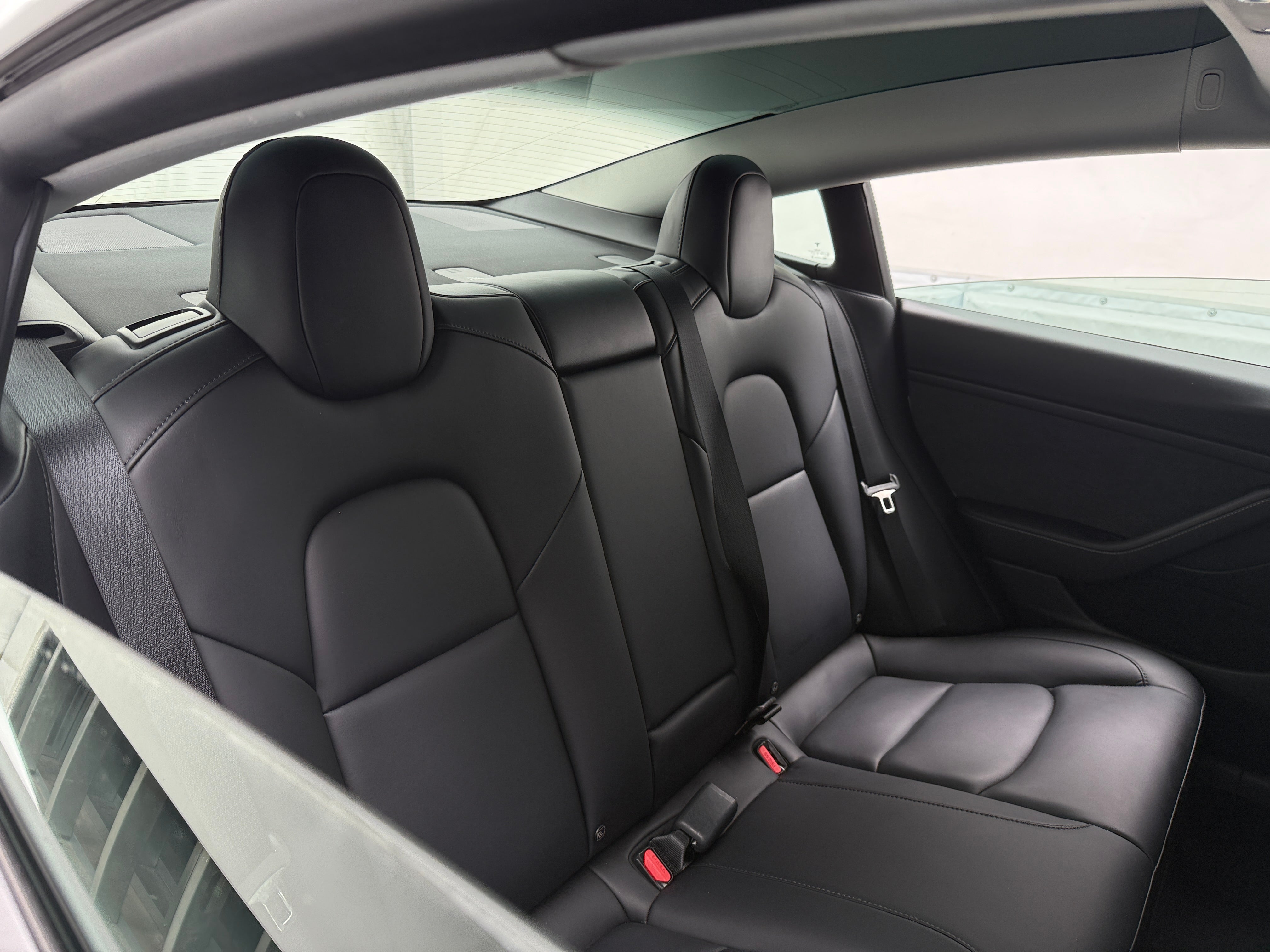 Thumbnail: 2022 Tesla Model 3 - 5