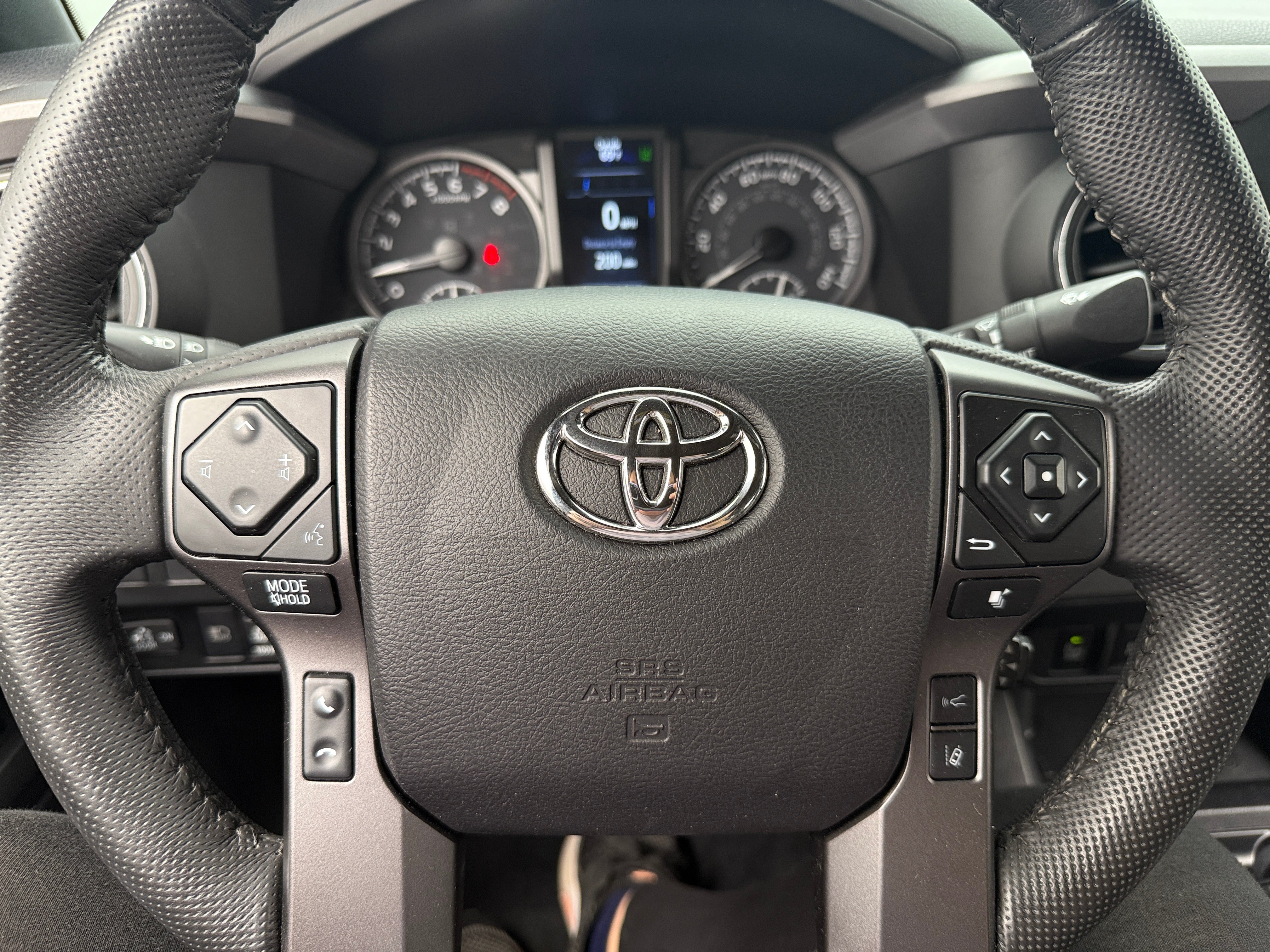Thumbnail: 2022 Toyota Tacoma - 5