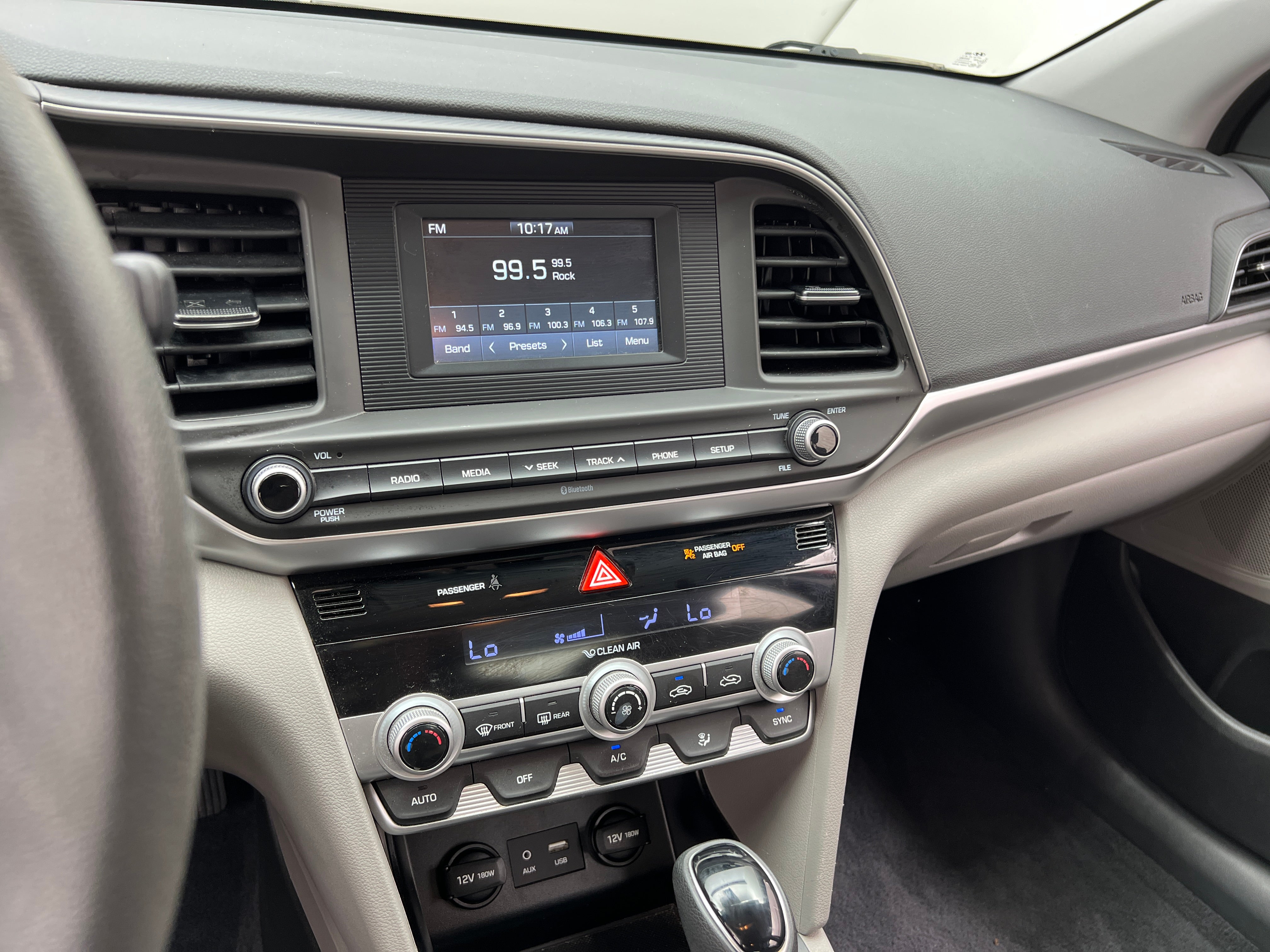 Thumbnail: 2020 Hyundai Elantra - 4