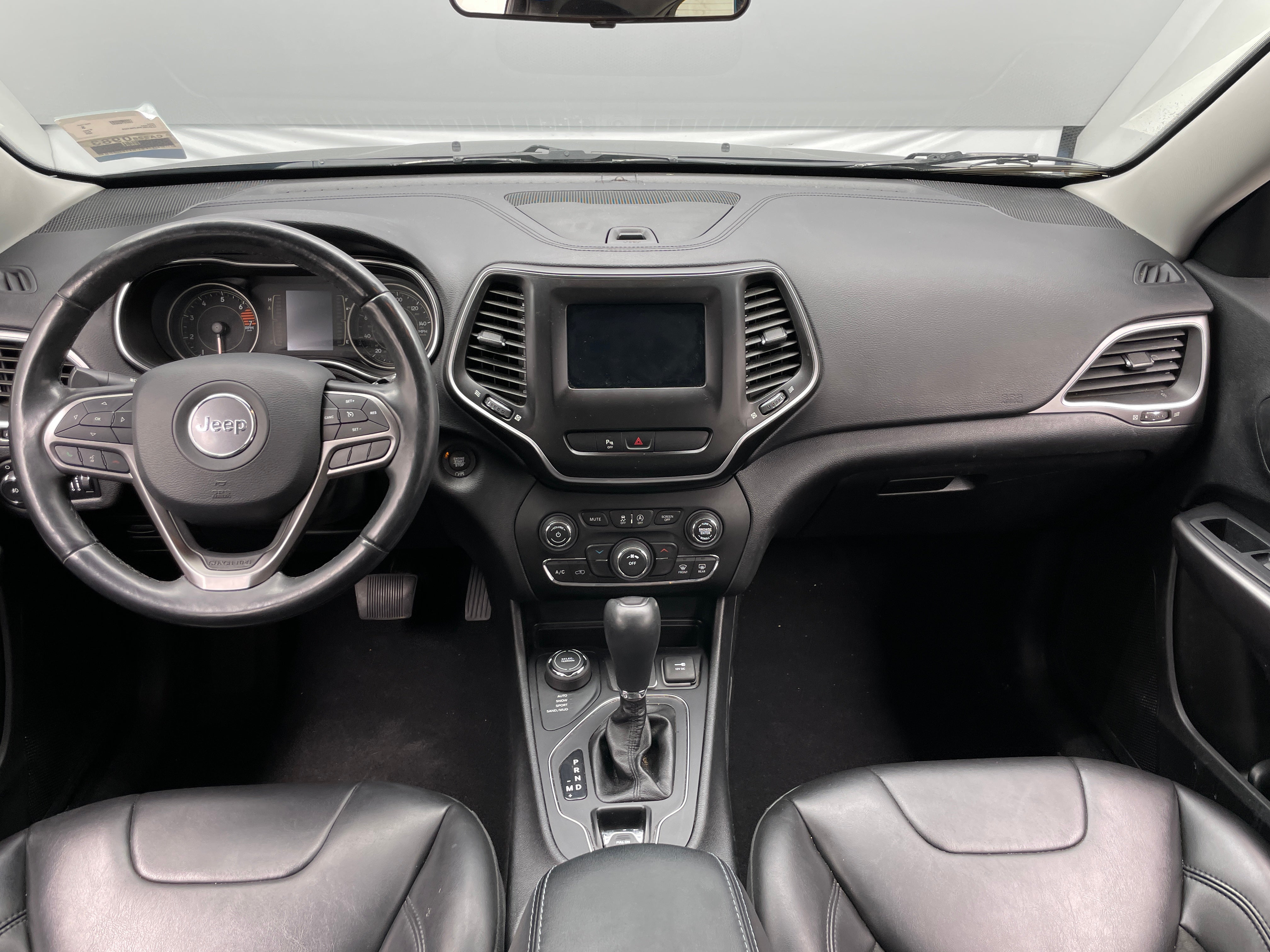Thumbnail: 2020 Jeep Cherokee - 2