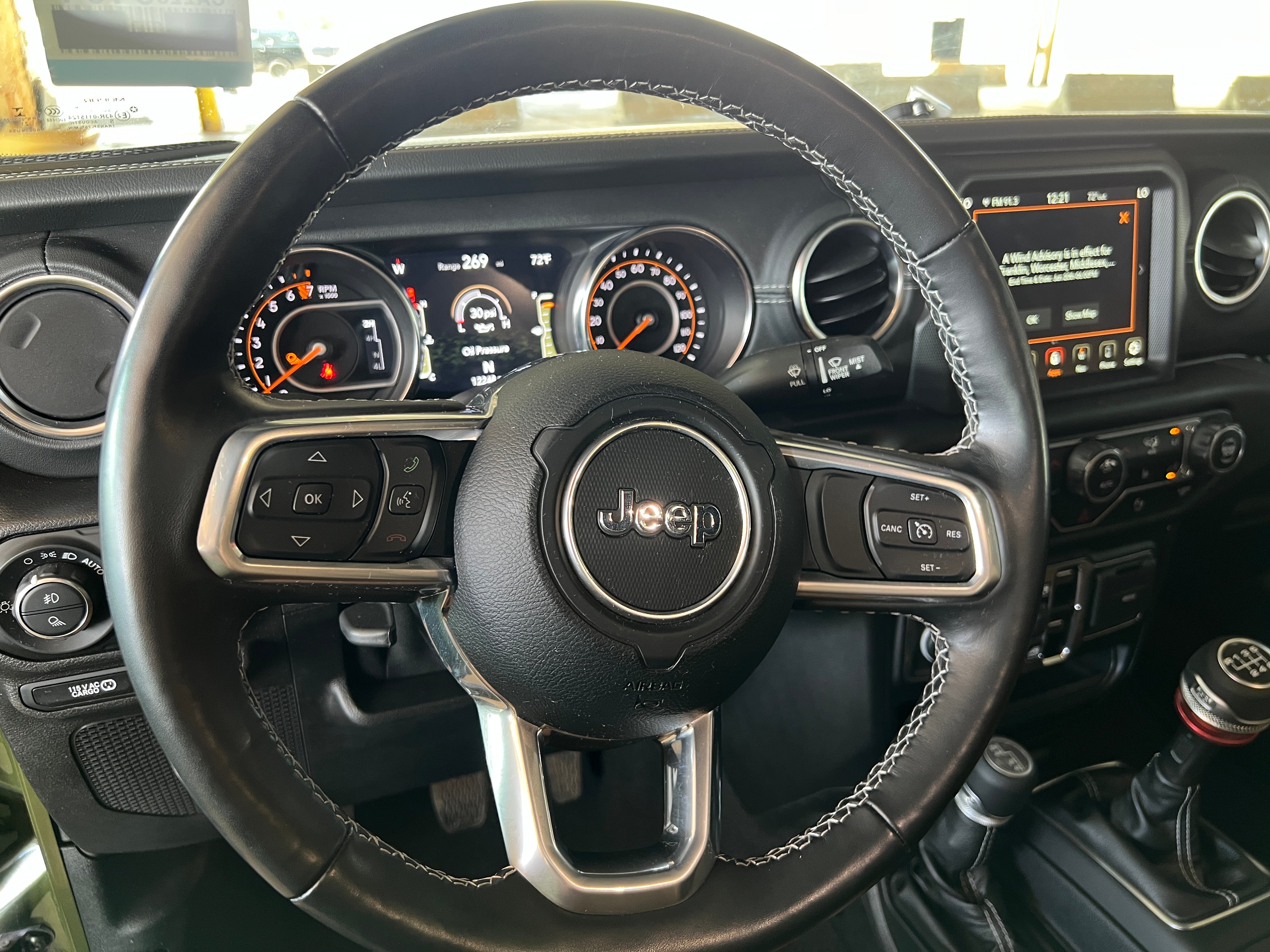 Thumbnail: 2021 Jeep Gladiator - 4