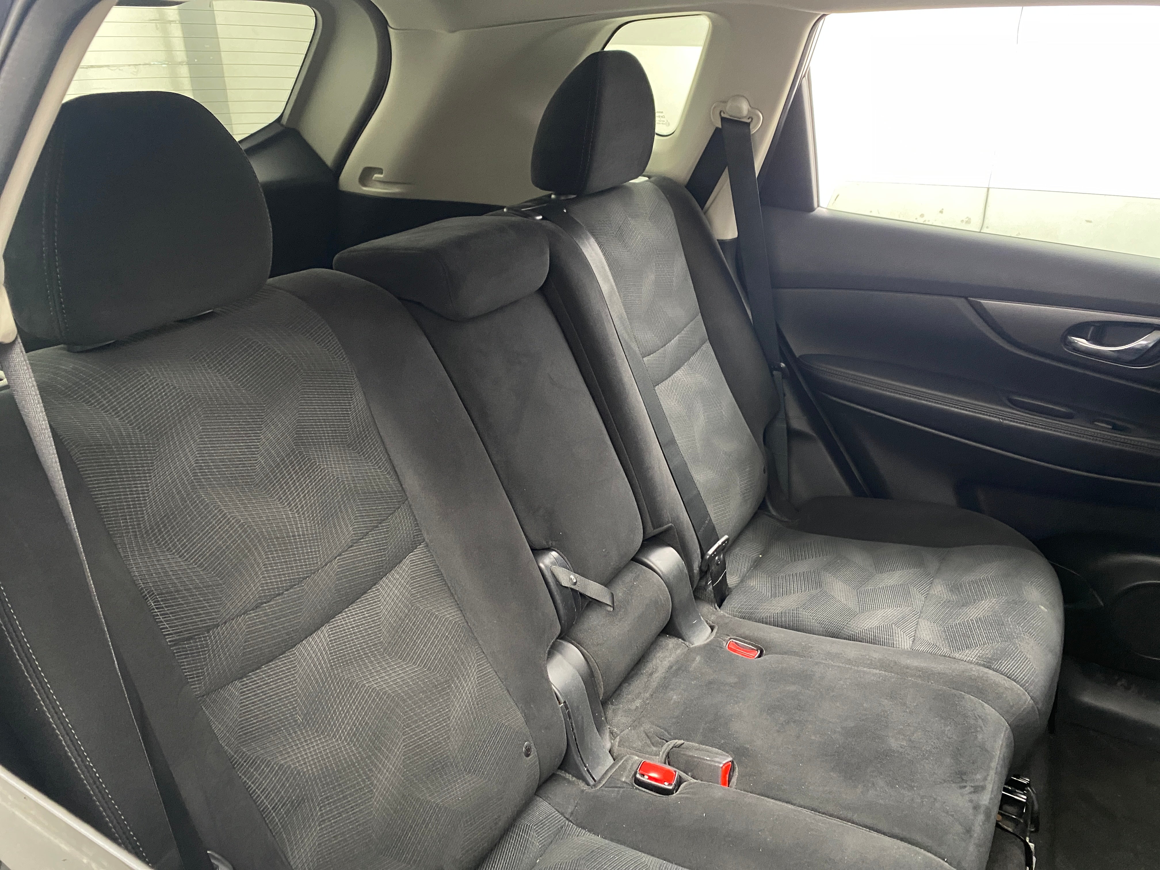 Thumbnail: 2015 Nissan Rogue - 6