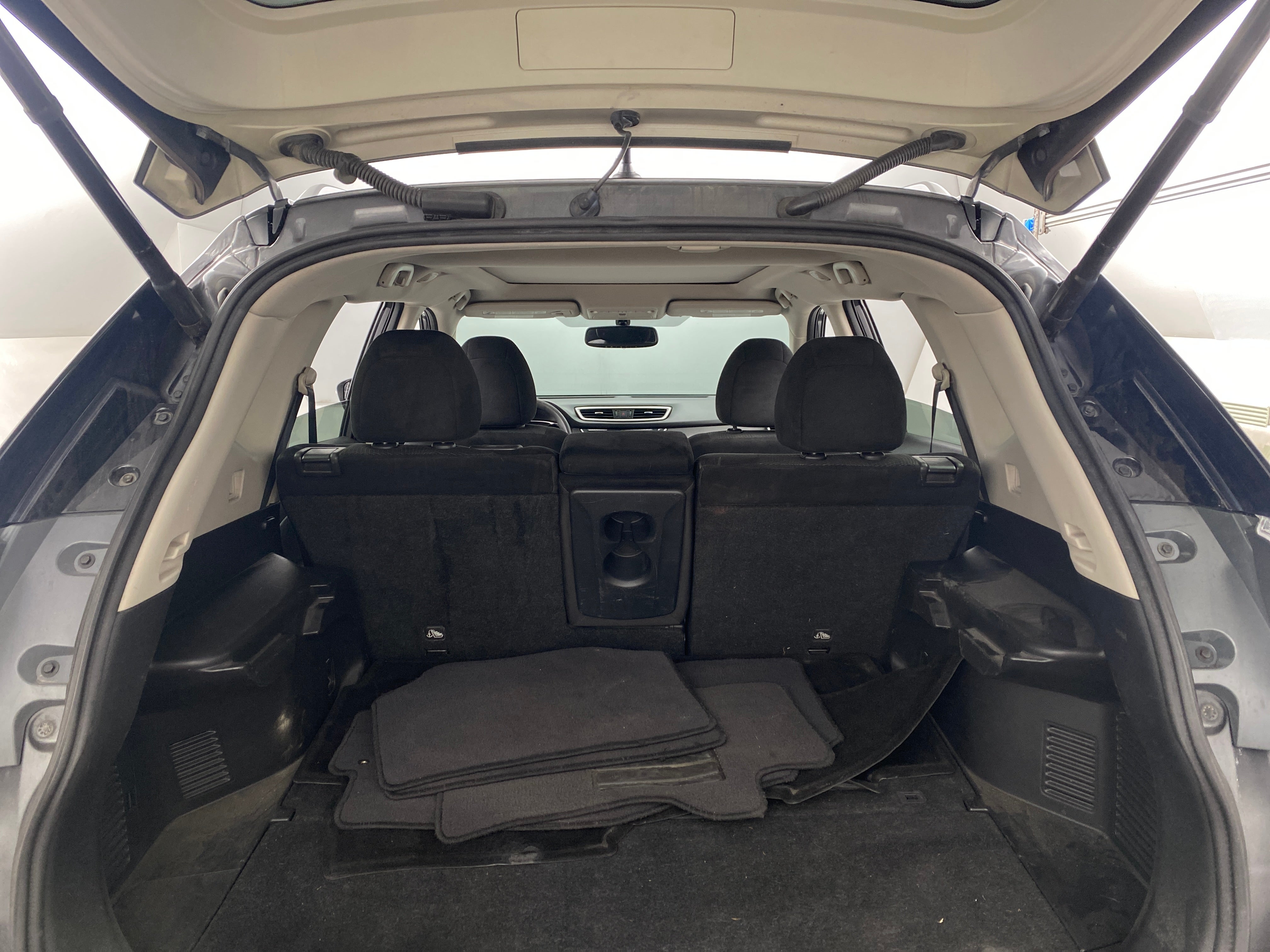 Thumbnail: 2015 Nissan Rogue - 7