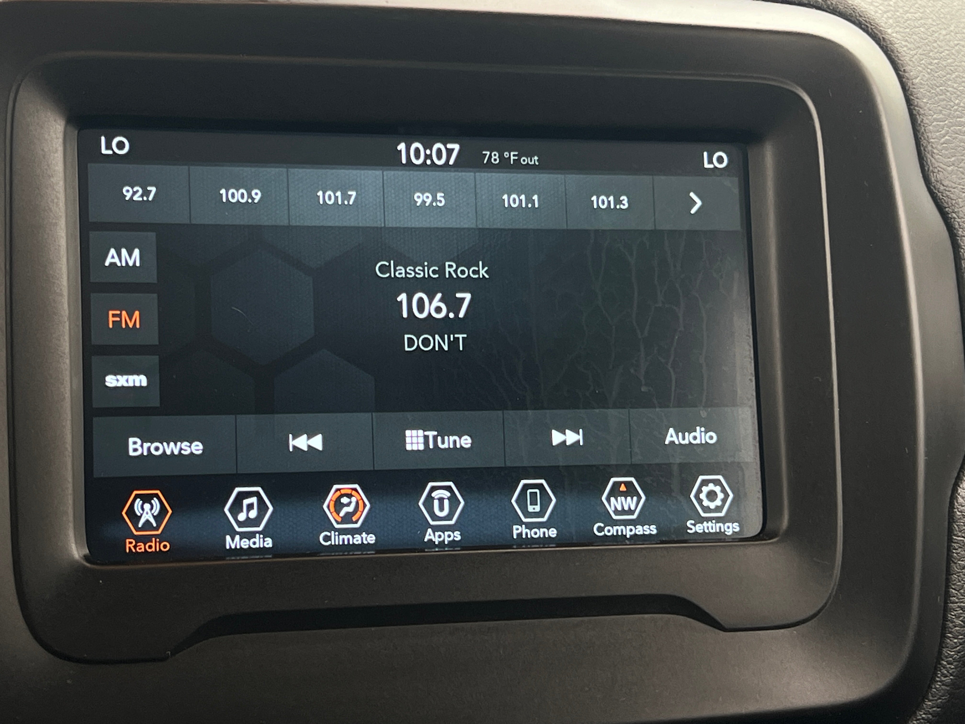 Thumbnail: 2021 Jeep Renegade - 4