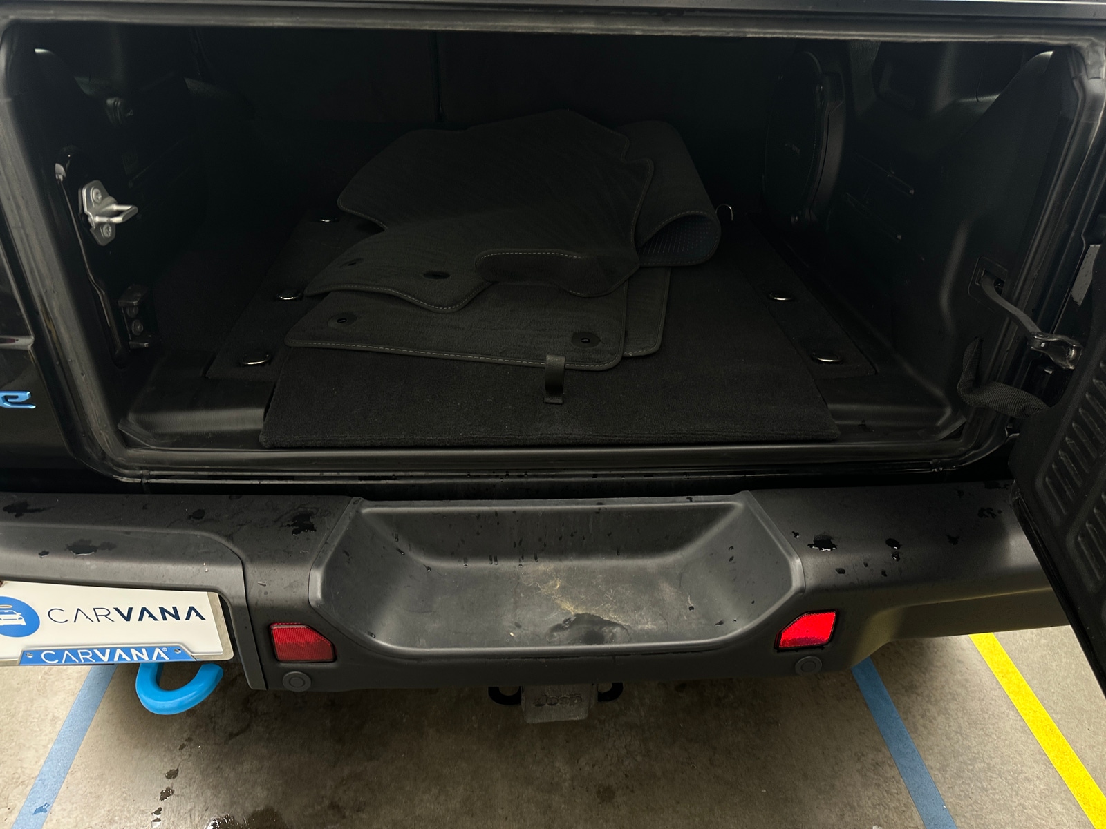 Thumbnail: 2021 Jeep Wrangler - 6