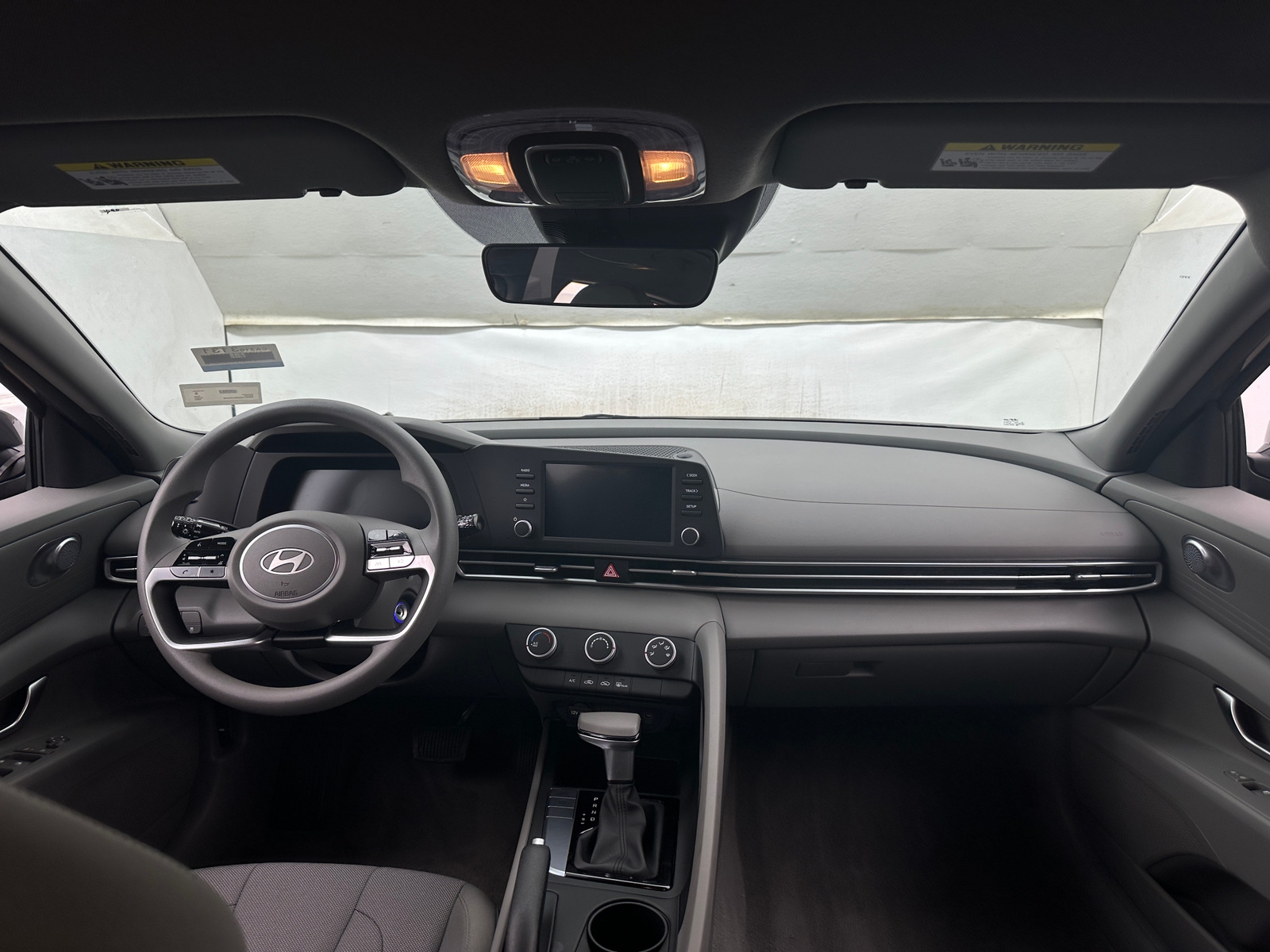 Thumbnail: 2024 Hyundai Elantra - 3