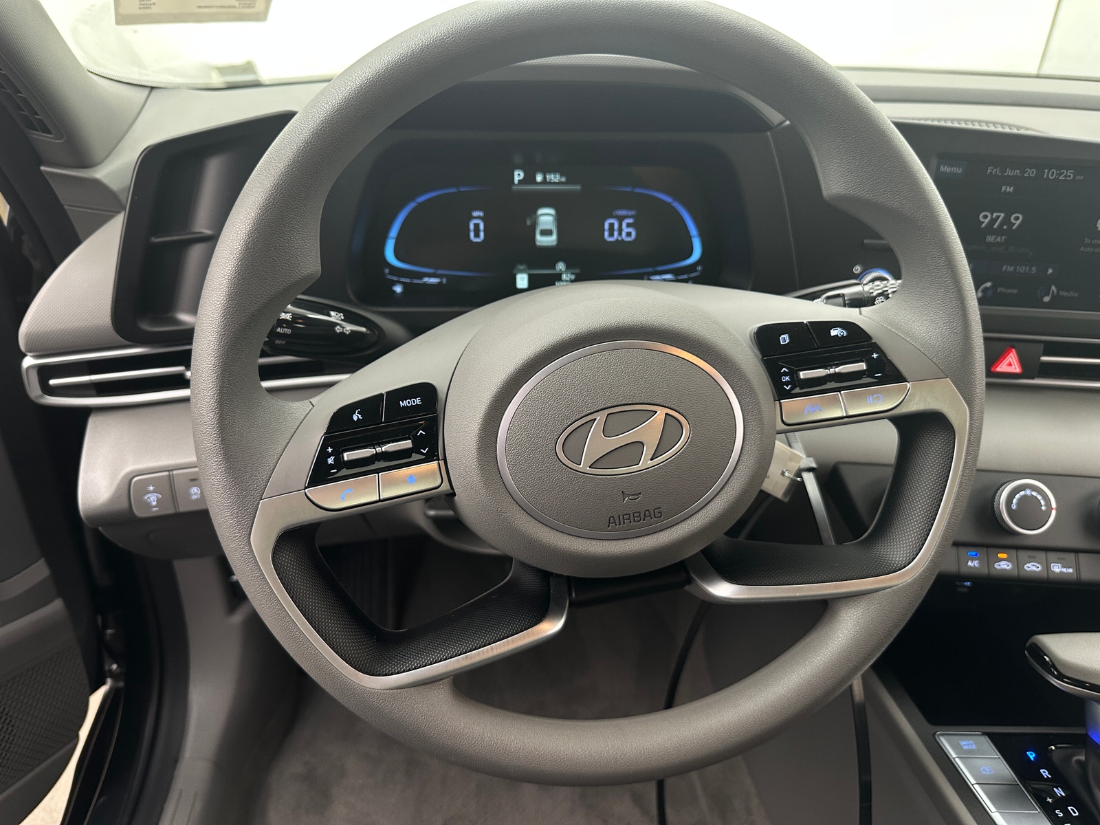 Thumbnail: 2024 Hyundai Elantra - 5