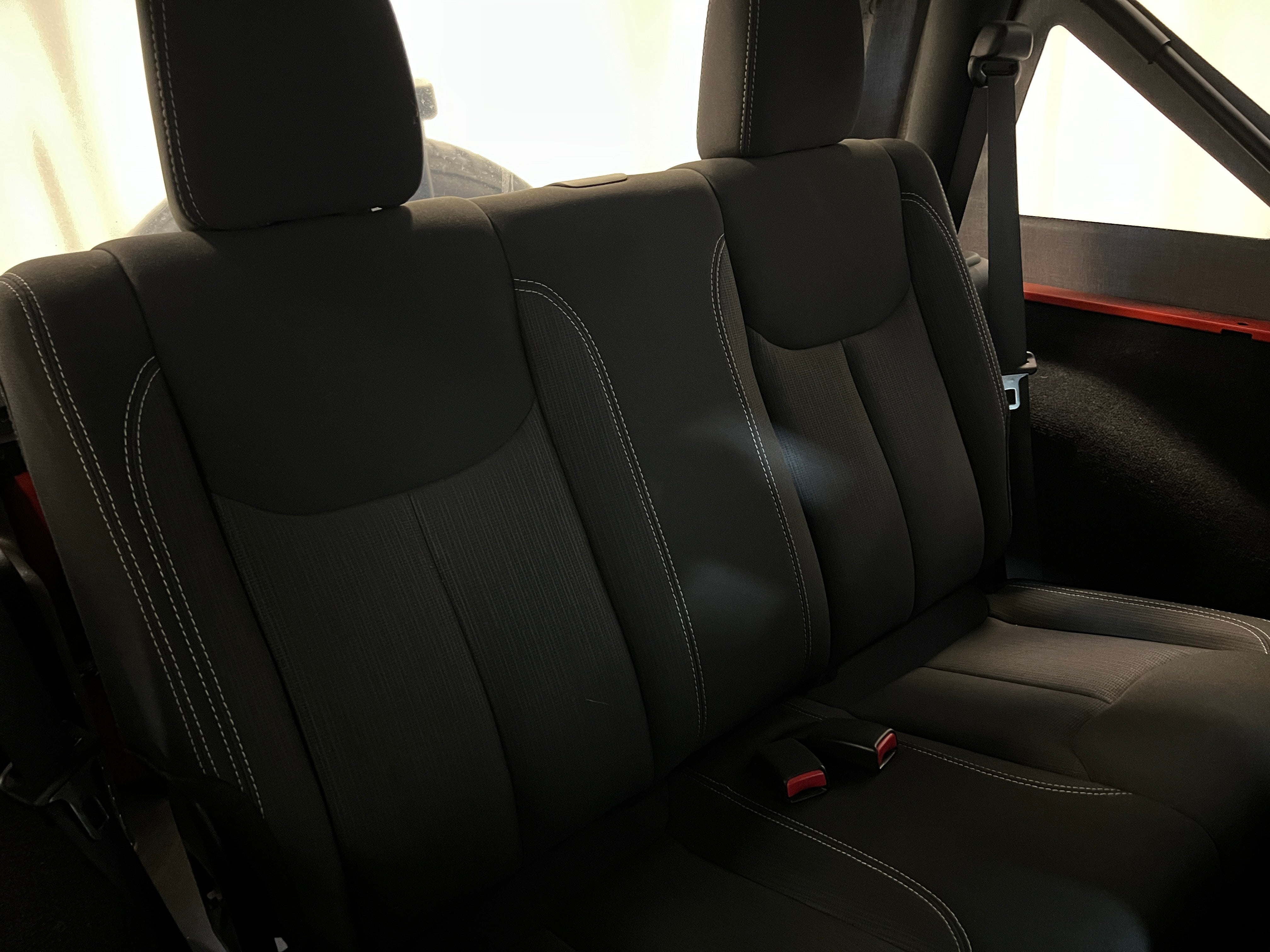 Thumbnail: 2015 Jeep Wrangler - 6