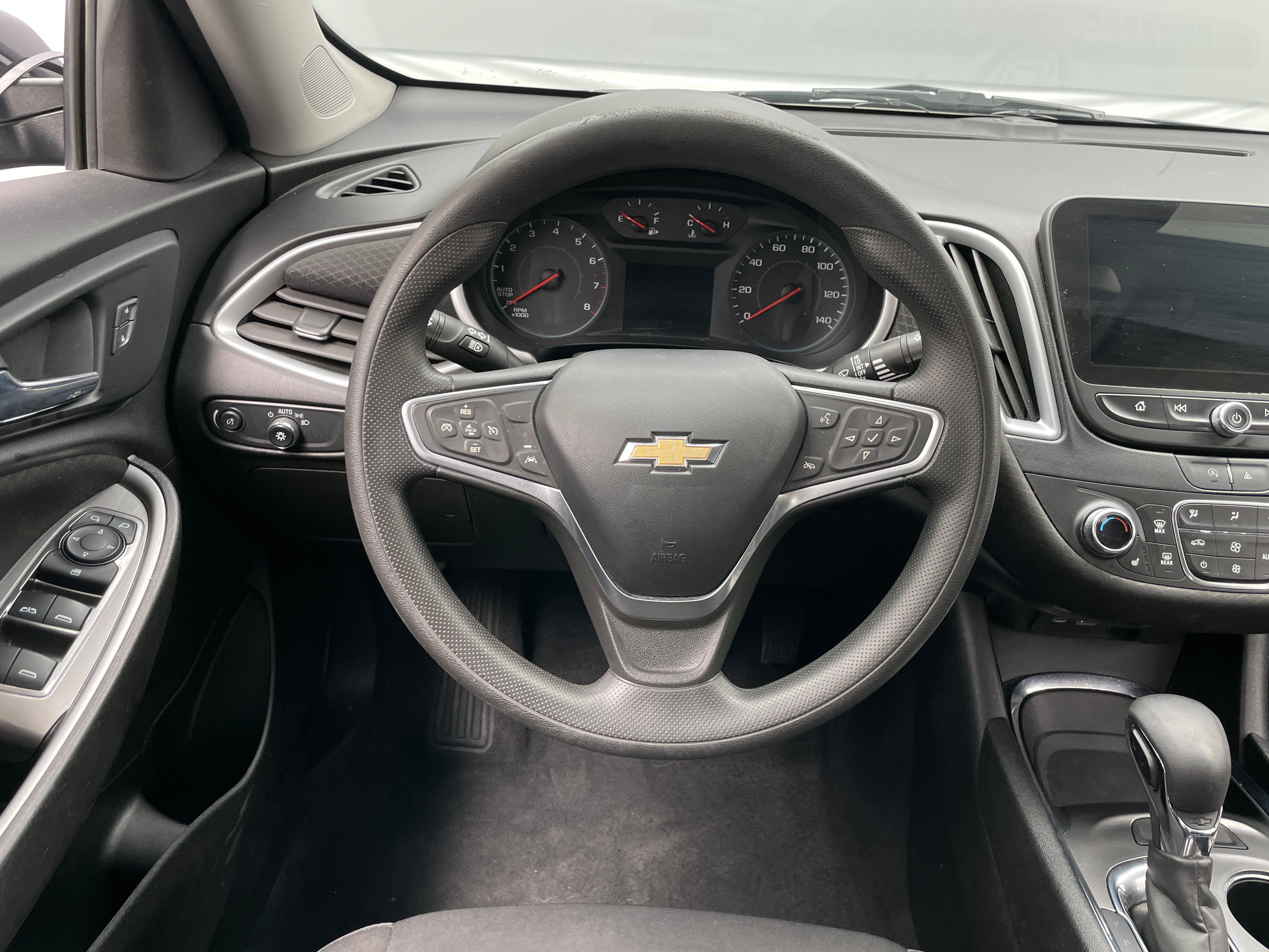 Thumbnail: 2023 Chevrolet Malibu - 5