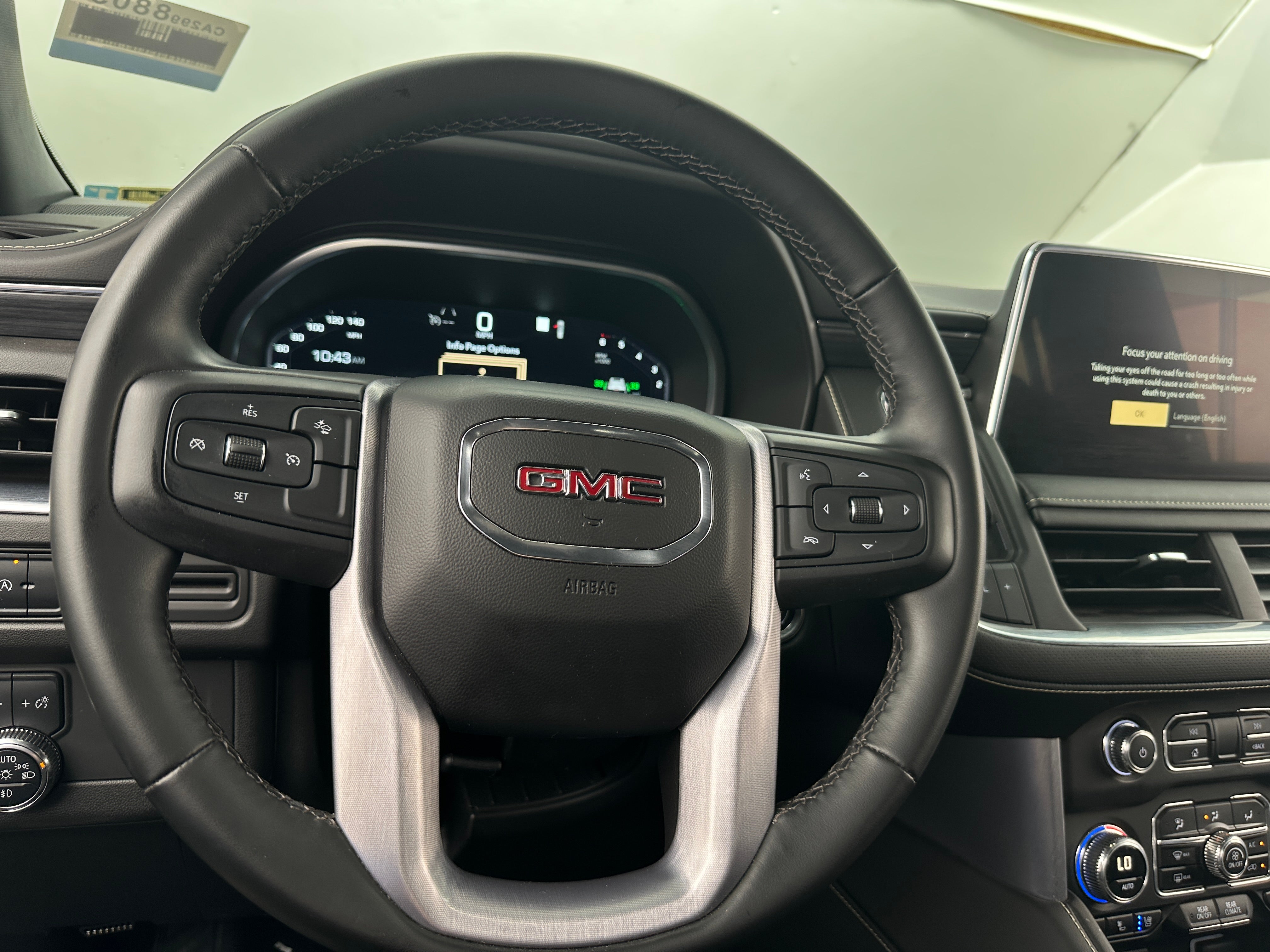 Thumbnail: 2023 GMC Yukon XL - 4