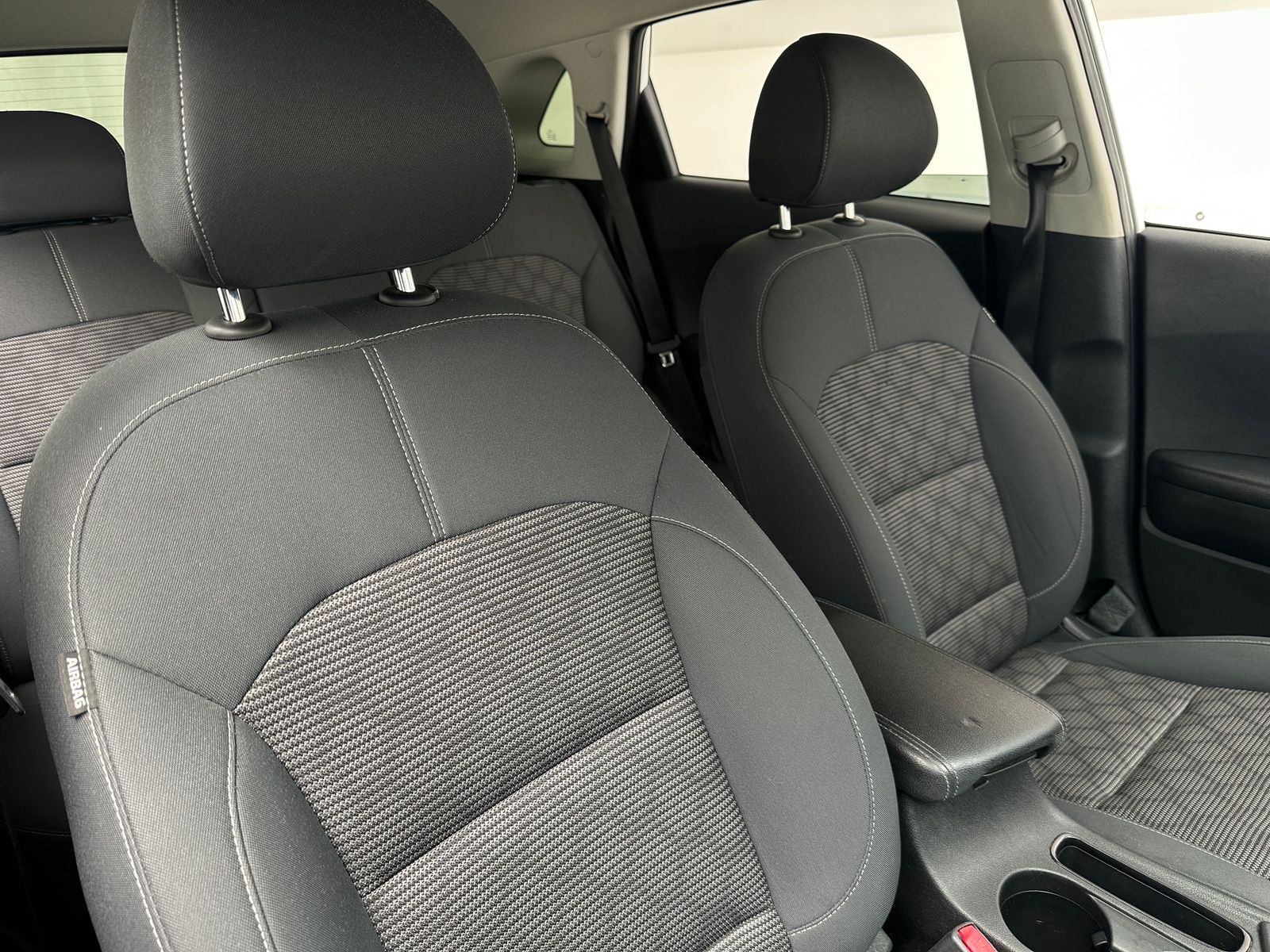 Thumbnail: 2018 Kia Niro - 2