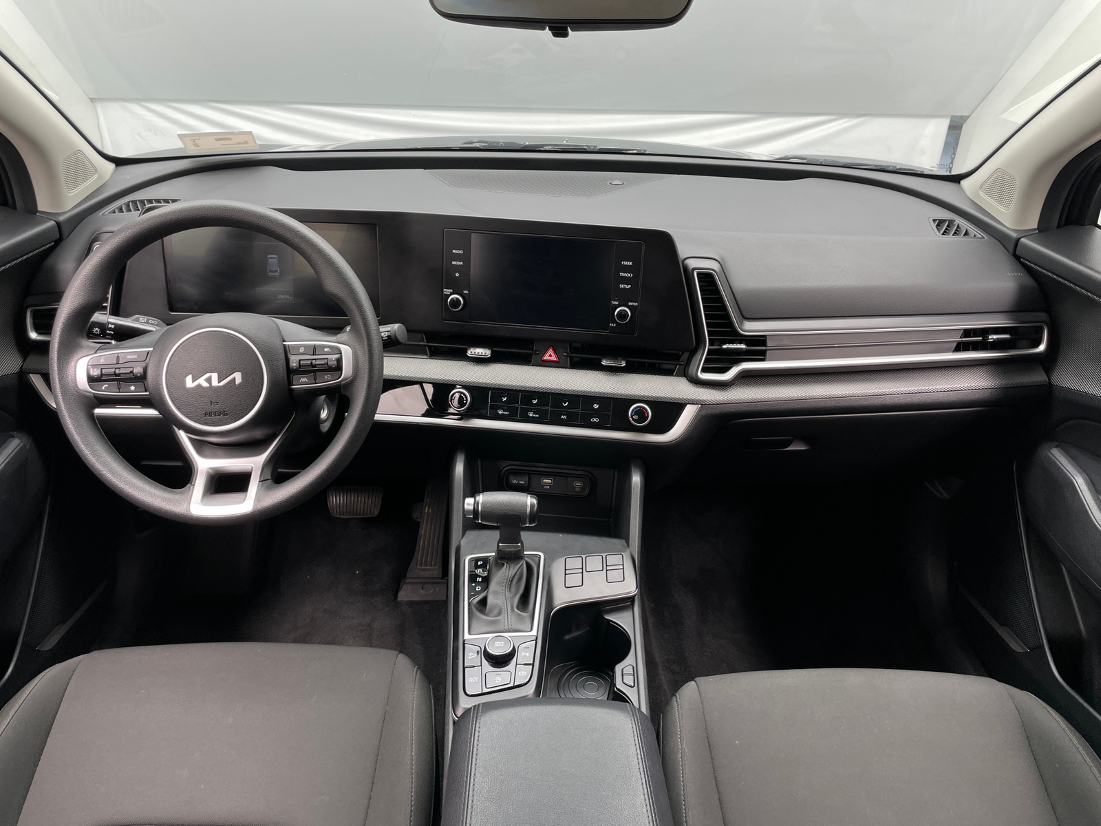 Thumbnail: 2024 Kia Sportage - 3
