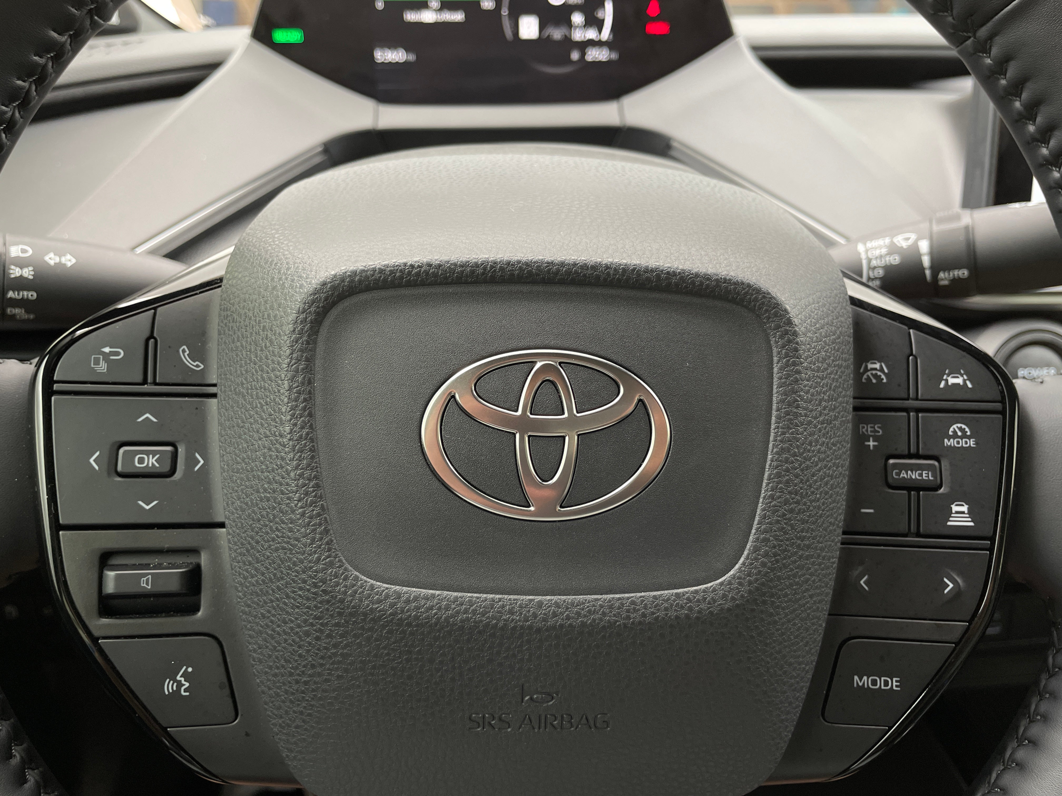 Thumbnail: 2024 Toyota Prius - 4