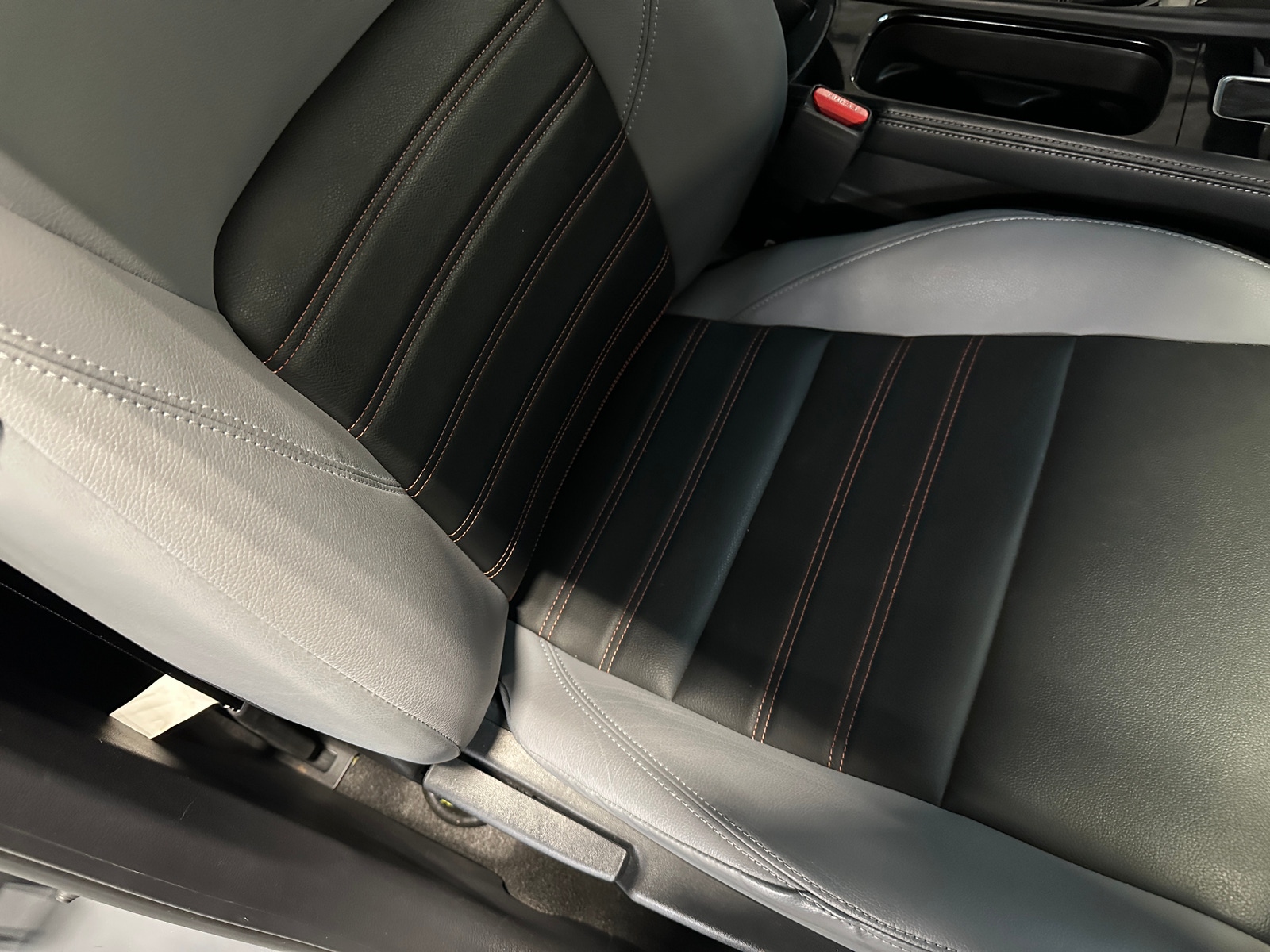 Thumbnail: 2023 Nissan Kicks - 2
