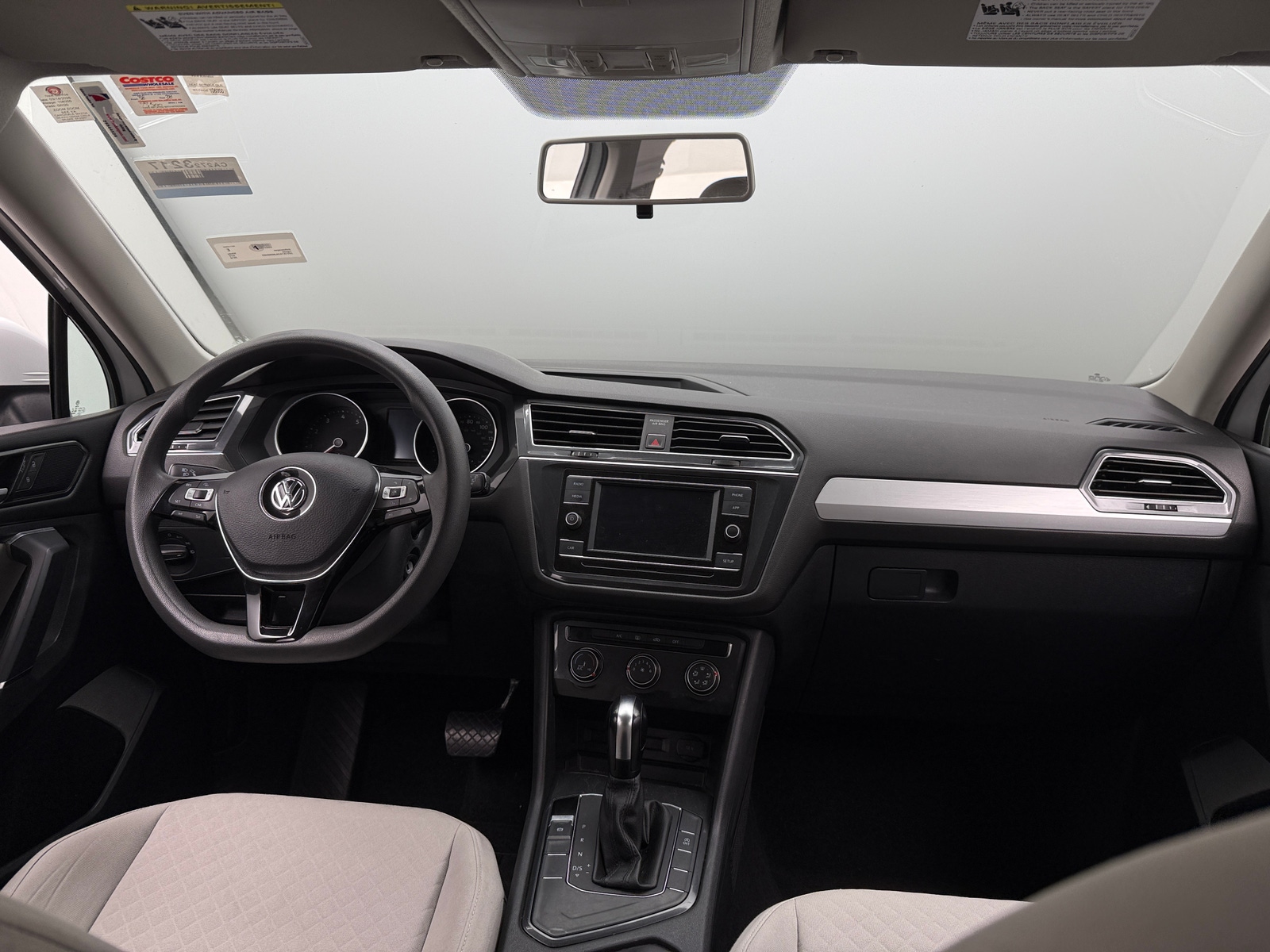 Thumbnail: 2018 Volkswagen Tiguan - 3