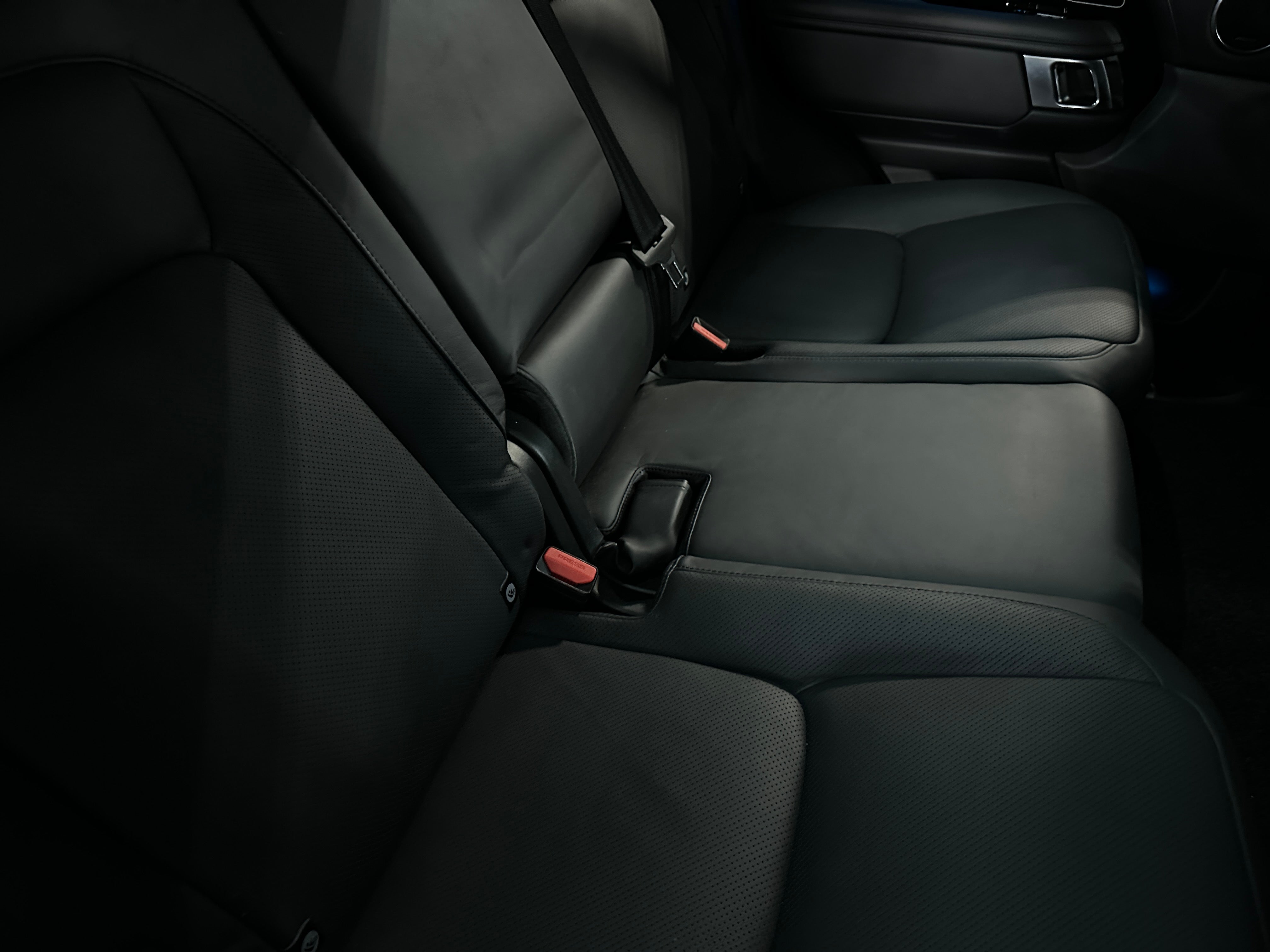 Thumbnail: 2018 Land Rover Range Rover - 5