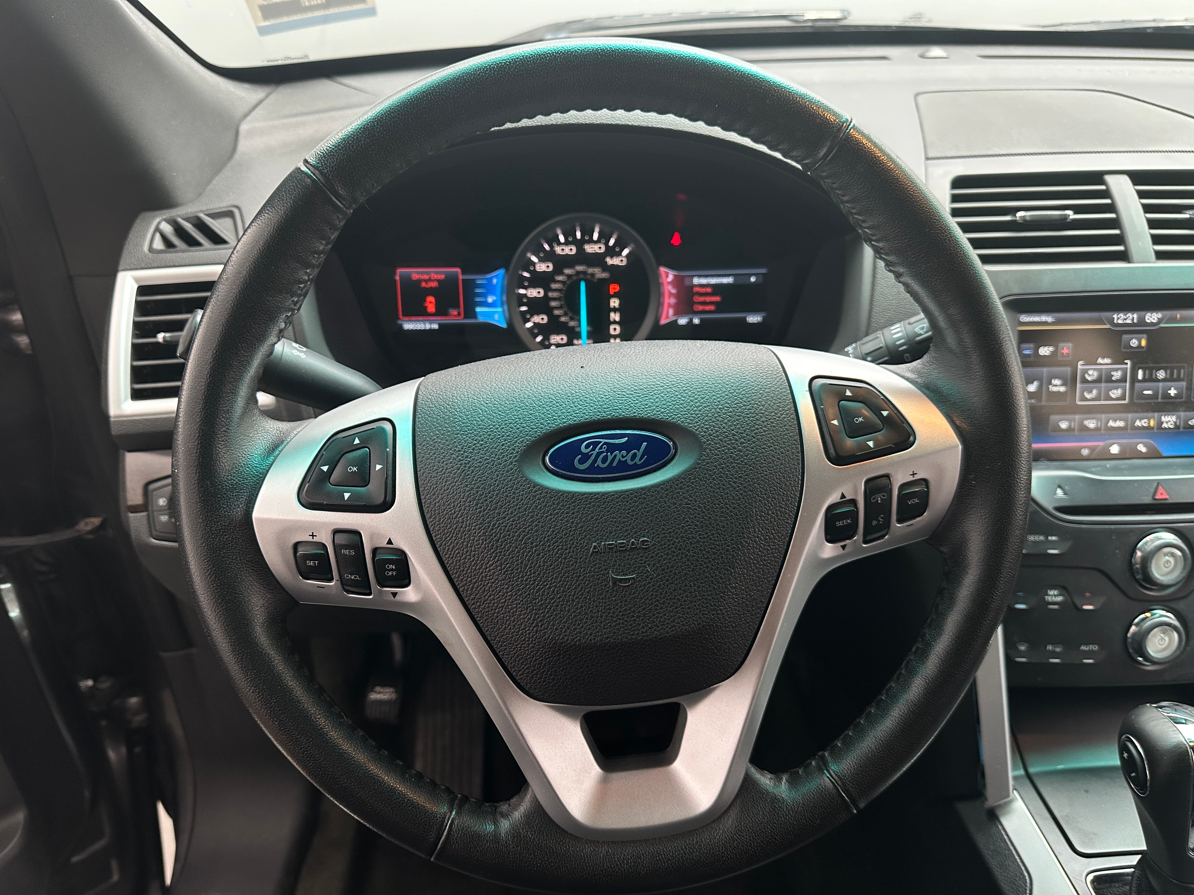 Thumbnail: 2012 Ford Explorer - 4