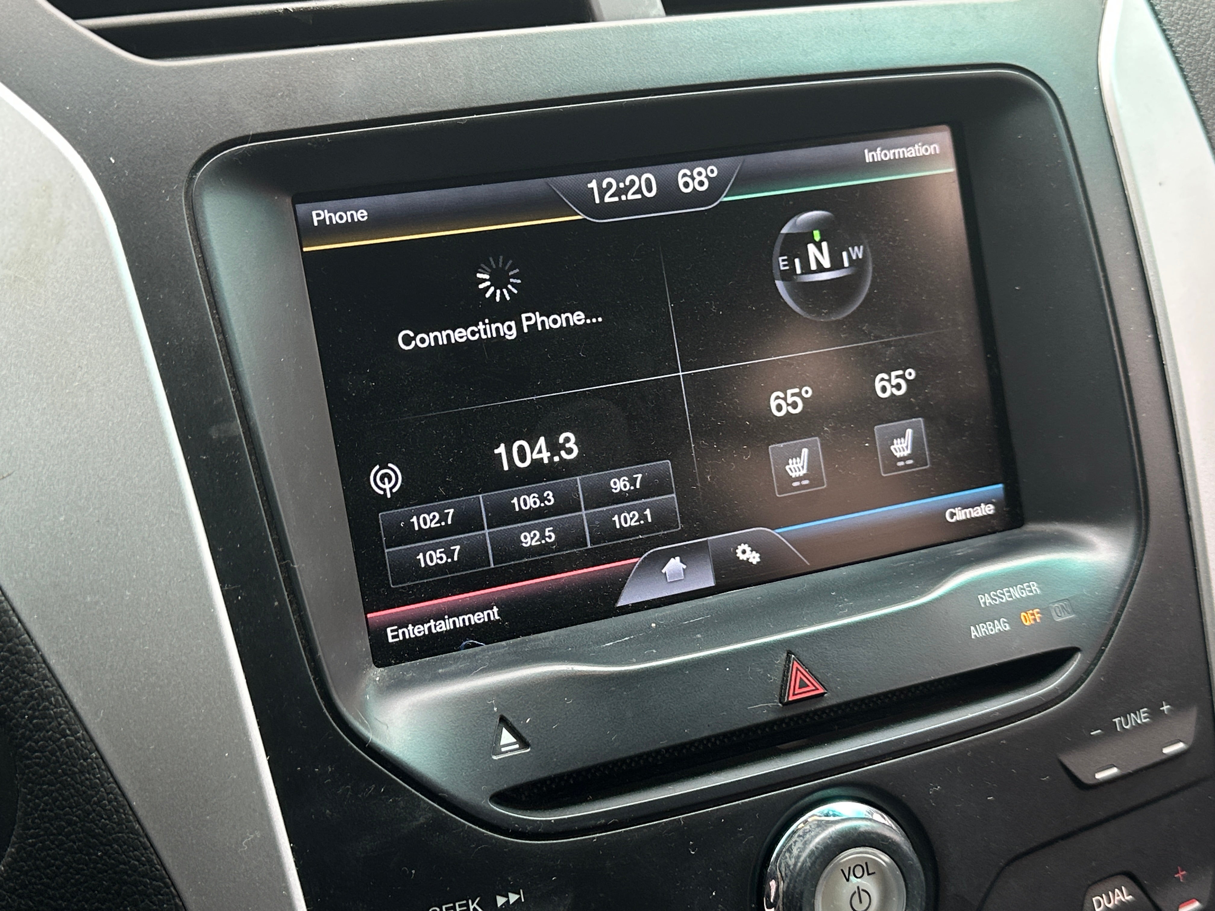 Thumbnail: 2012 Ford Explorer - 3