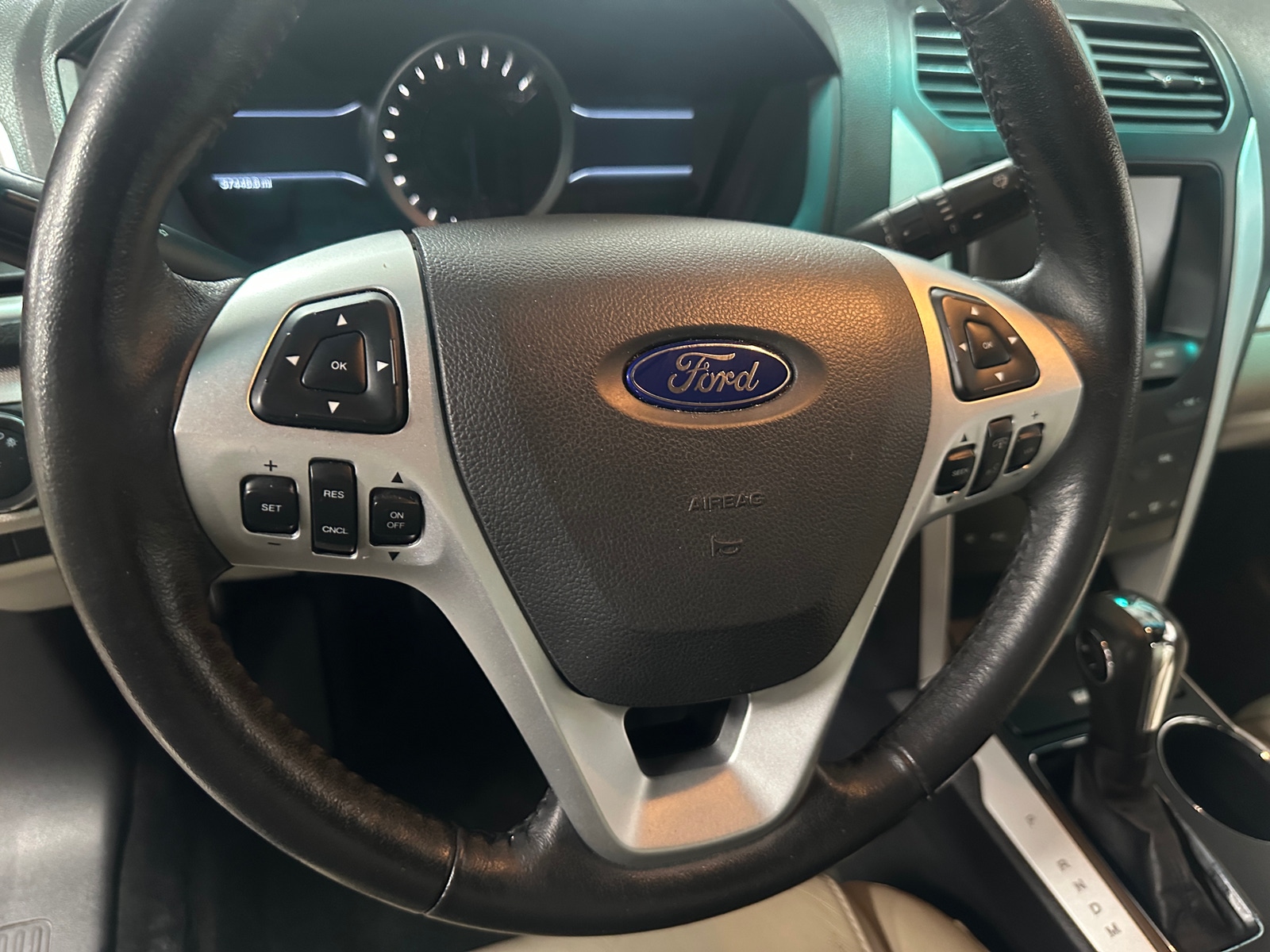 Thumbnail: 2014 Ford Explorer - 4