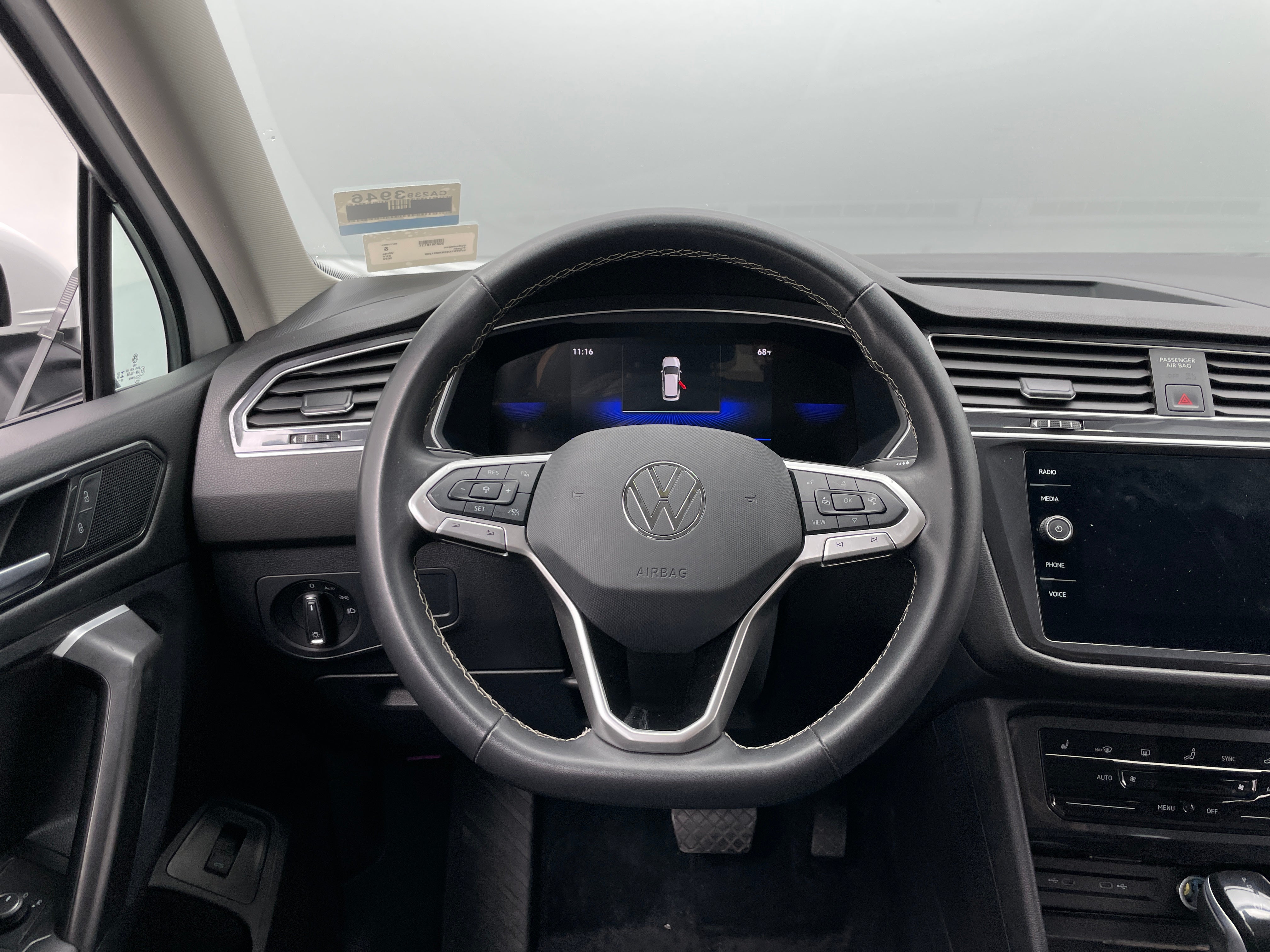 Thumbnail: 2024 Volkswagen Tiguan - 4