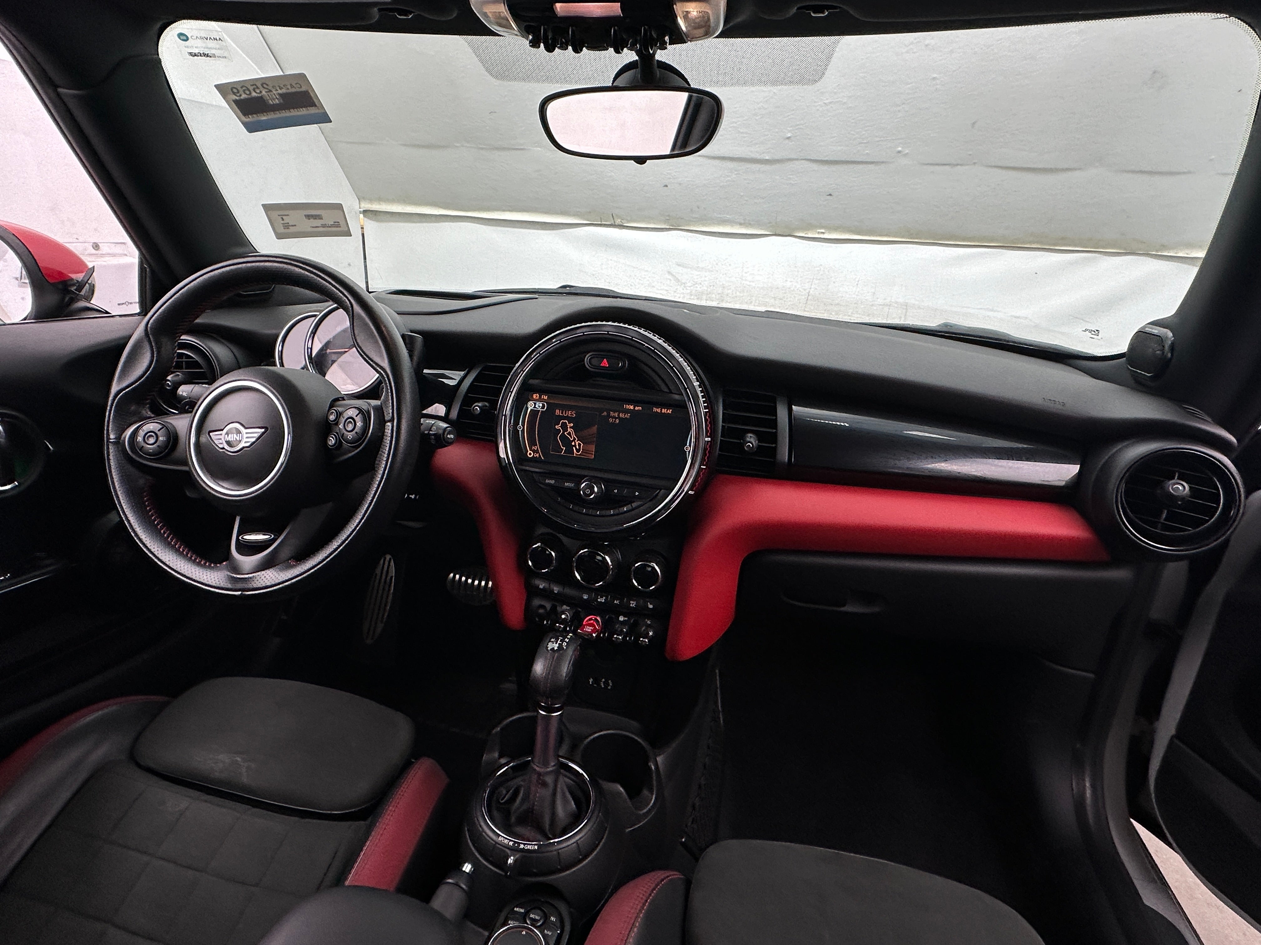 Thumbnail: 2015 MINI Cooper Hardtop - 3