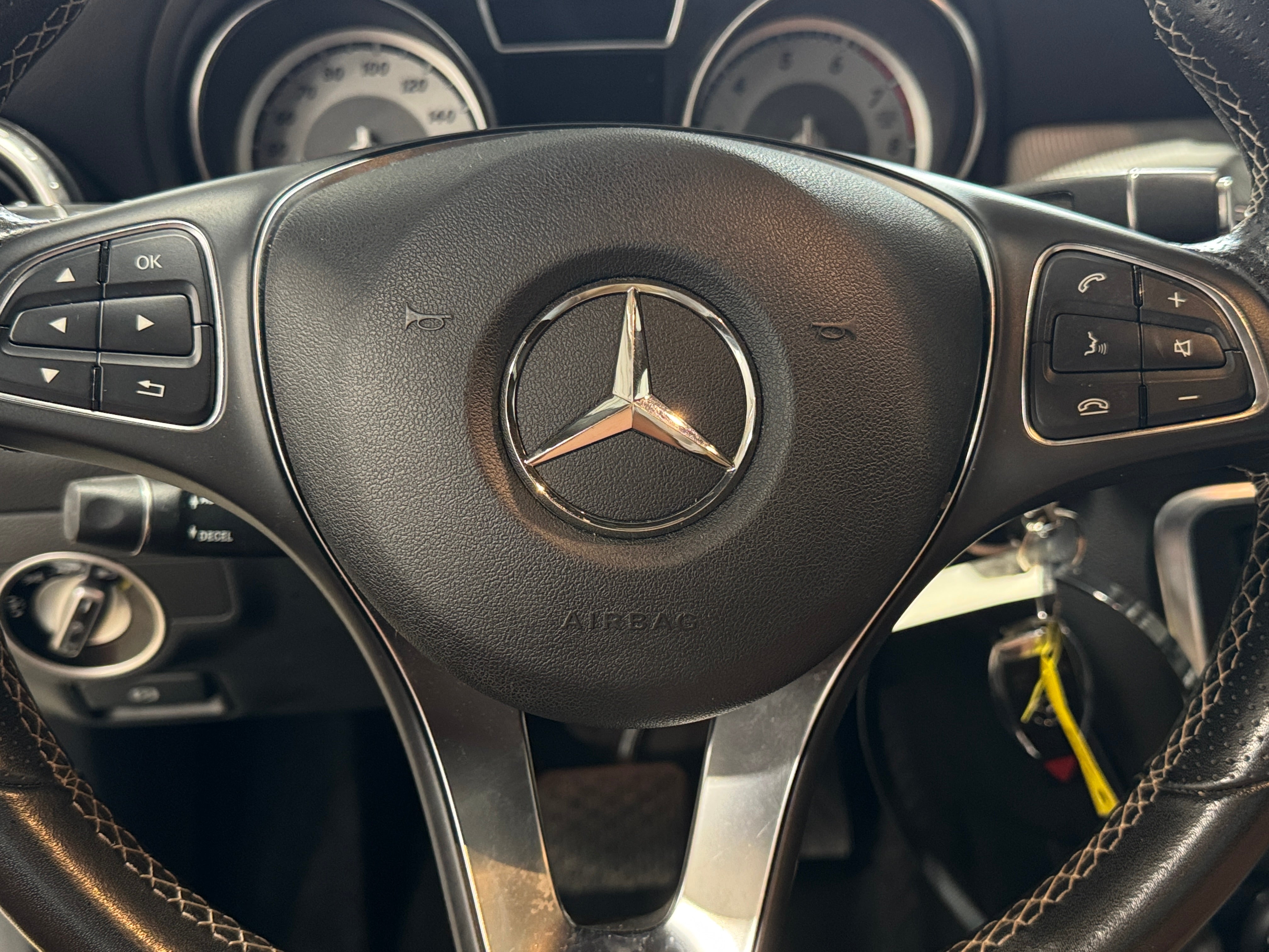 Thumbnail: 2017 Mercedes-Benz GLA - 4