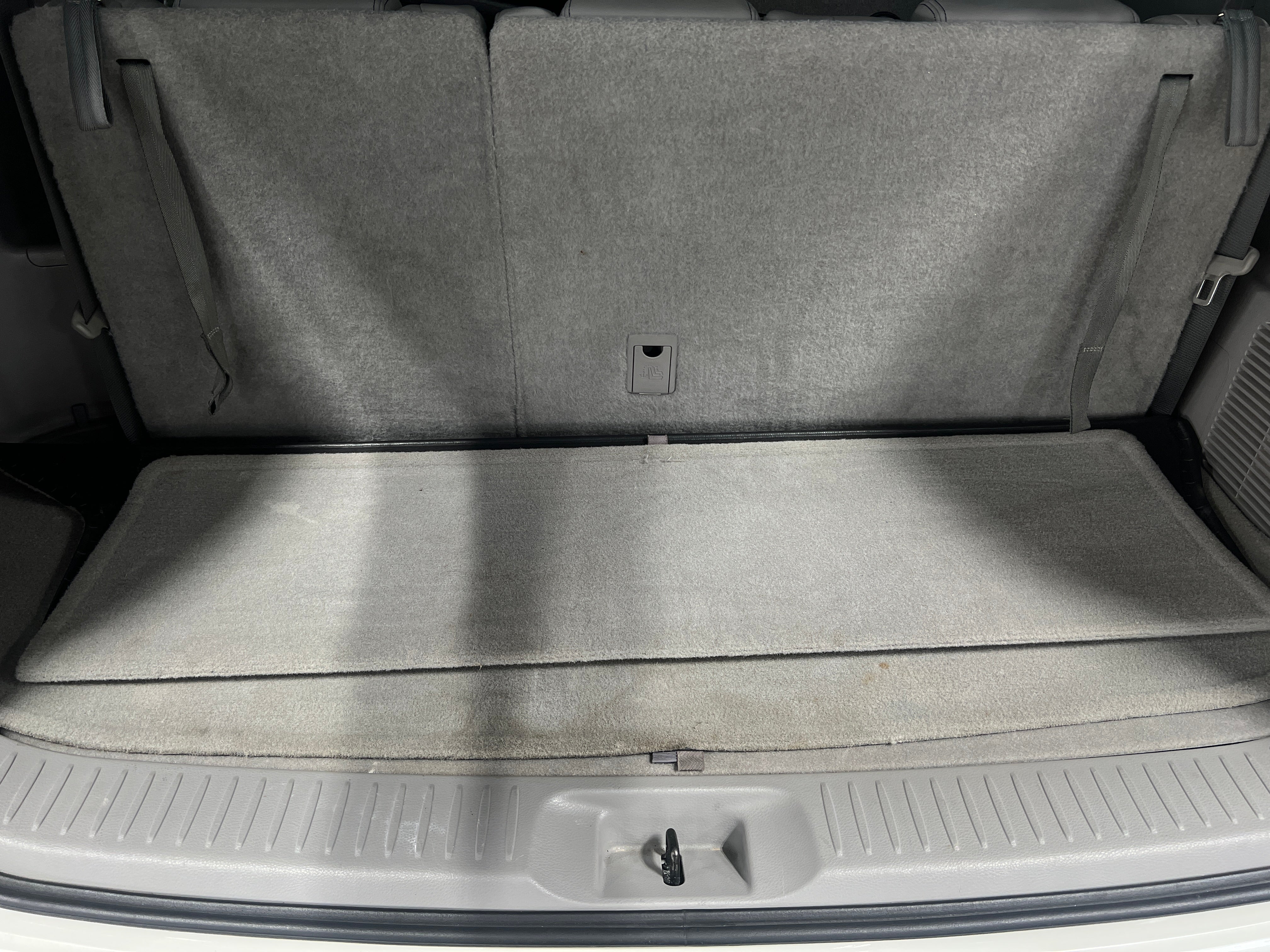 Thumbnail: 2014 Toyota Highlander - 6