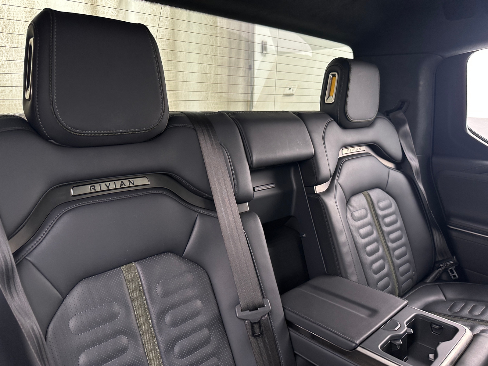 Thumbnail: 2023 Rivian R1T - 5