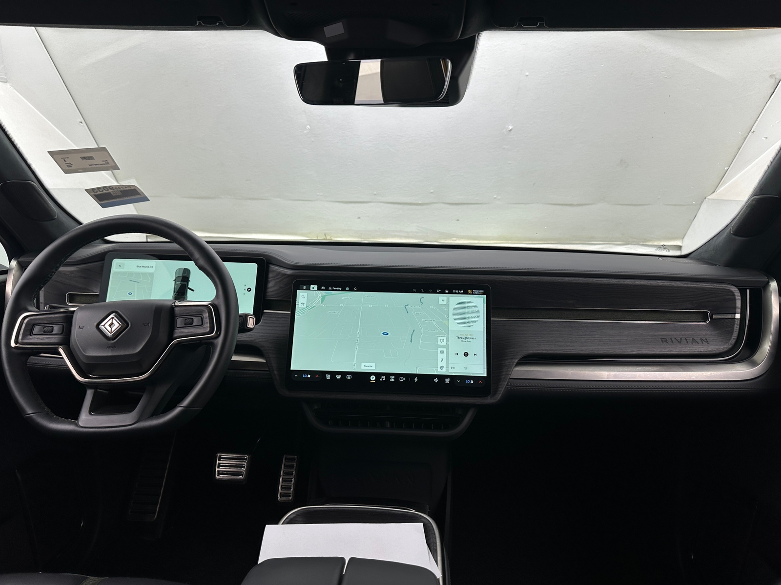 Thumbnail: 2023 Rivian R1T - 2