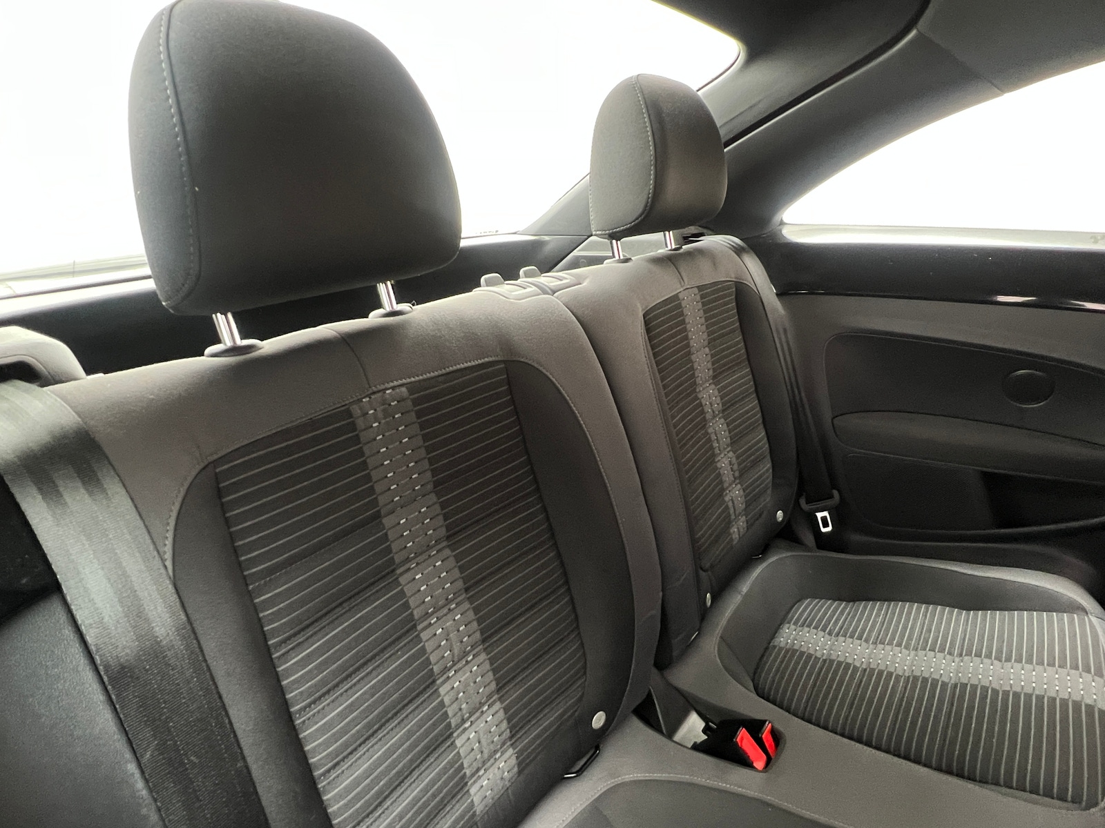 Thumbnail: 2012 Volkswagen Beetle - 6