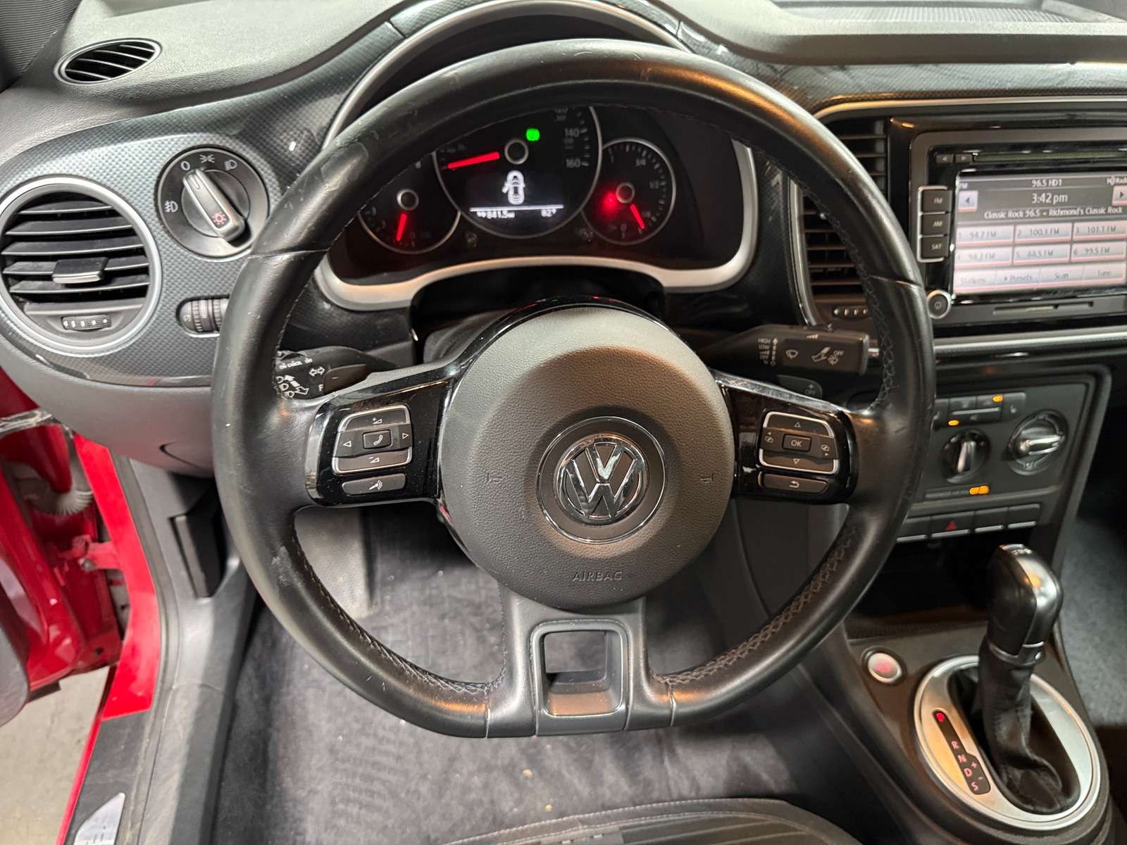 Thumbnail: 2012 Volkswagen Beetle - 5