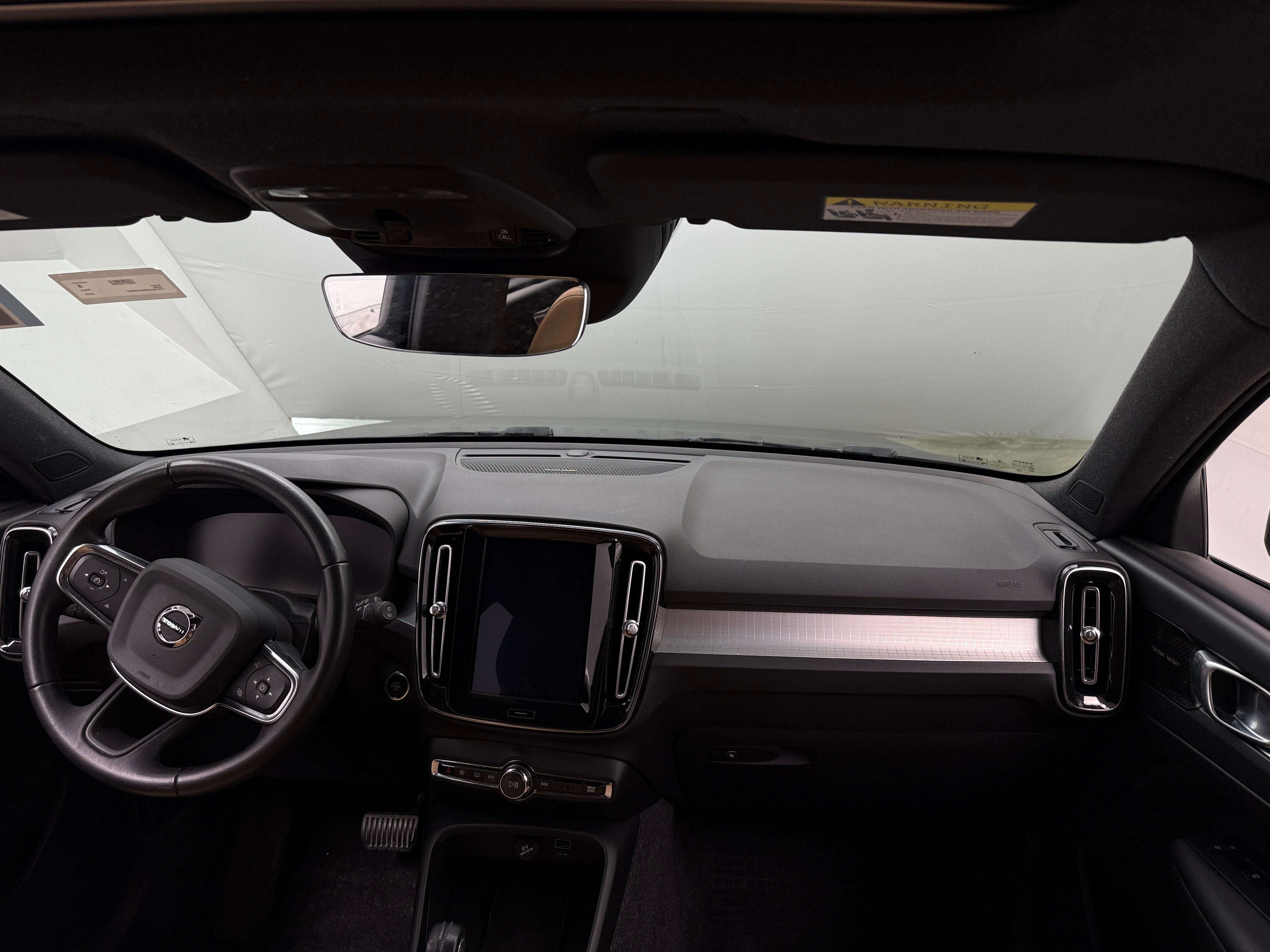 Thumbnail: 2019 Volvo XC40 - 2