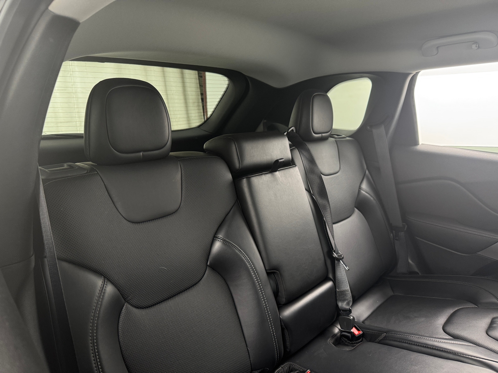 Thumbnail: 2021 Jeep Cherokee - 5