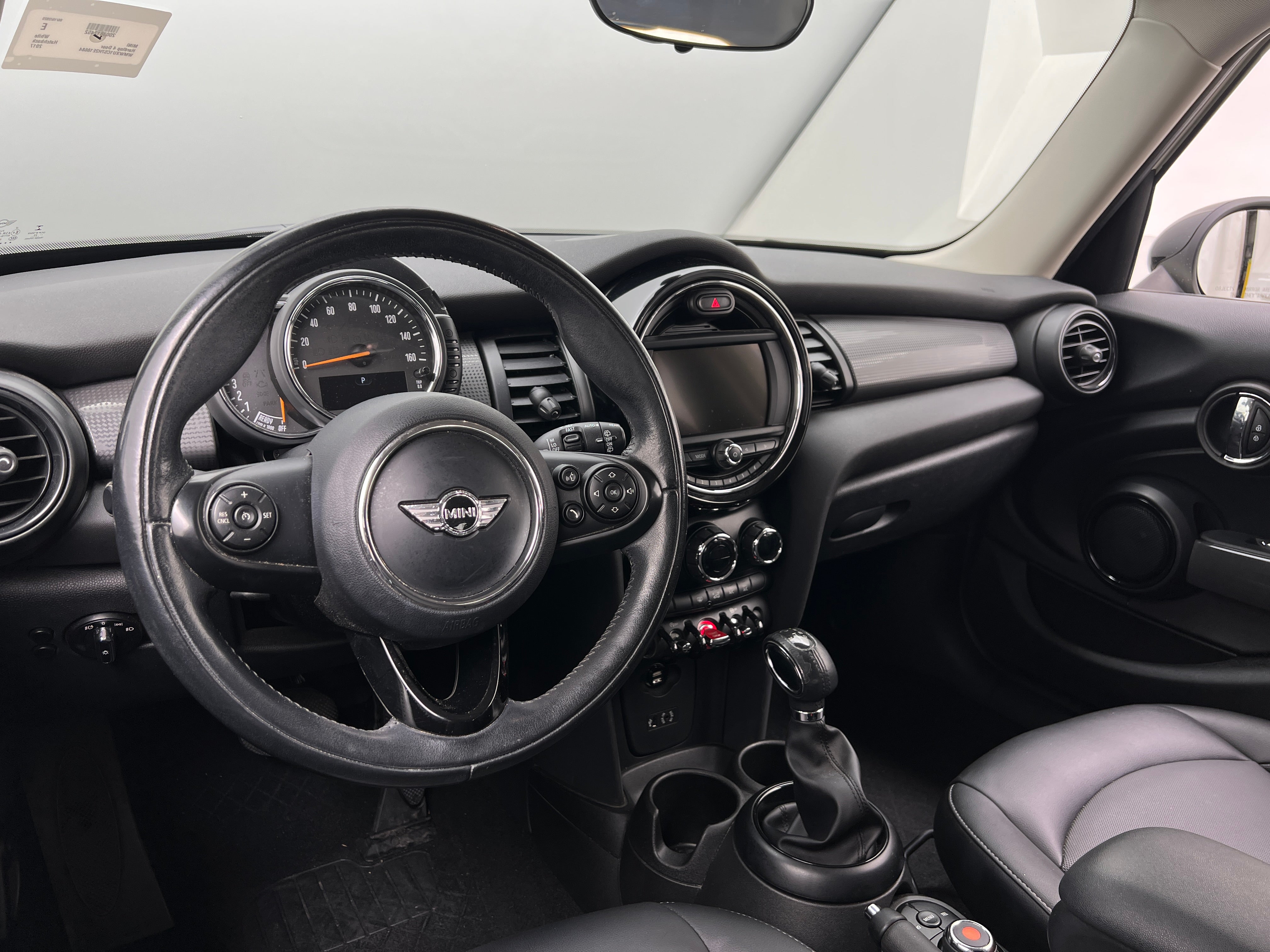 Thumbnail: 2017 MINI Cooper Hardtop - 2