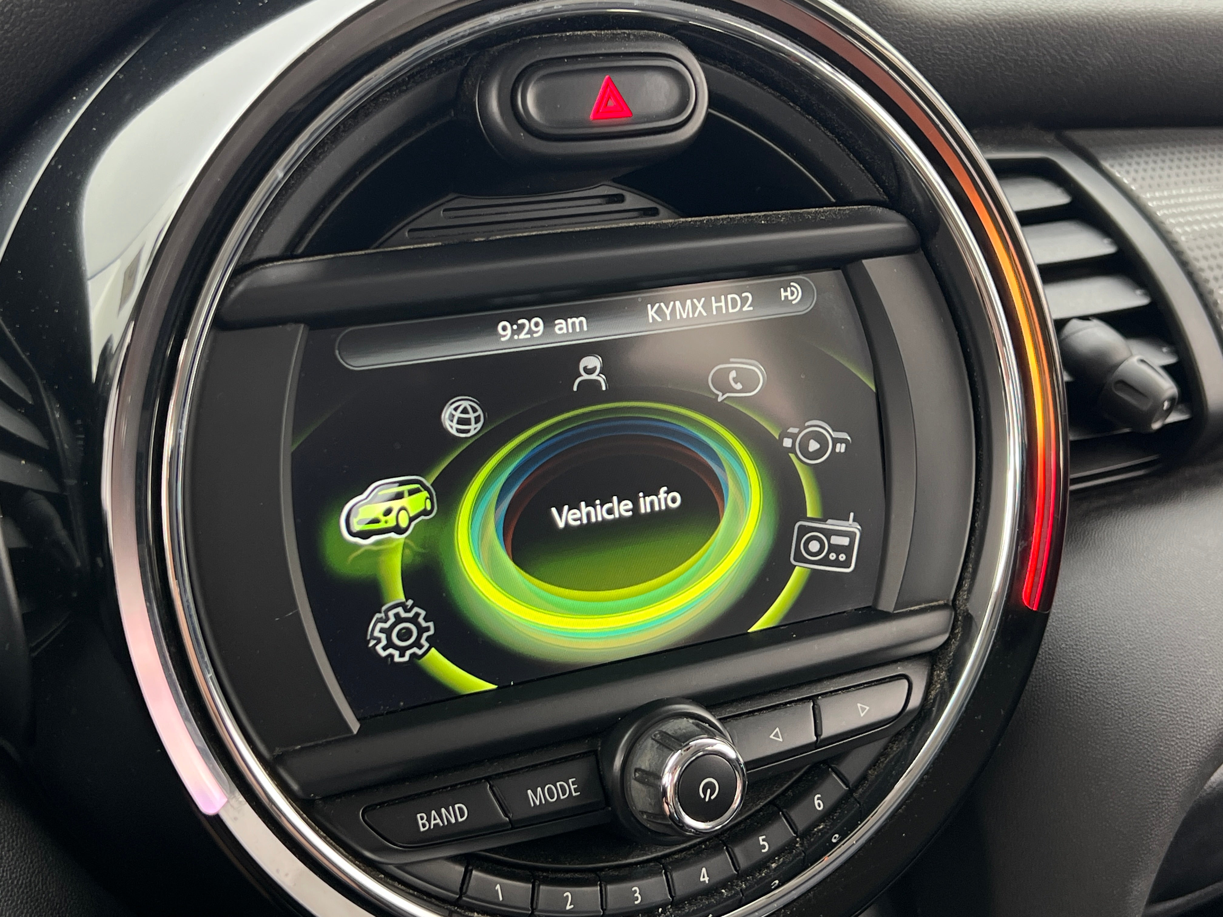 Thumbnail: 2017 MINI Cooper Hardtop - 3