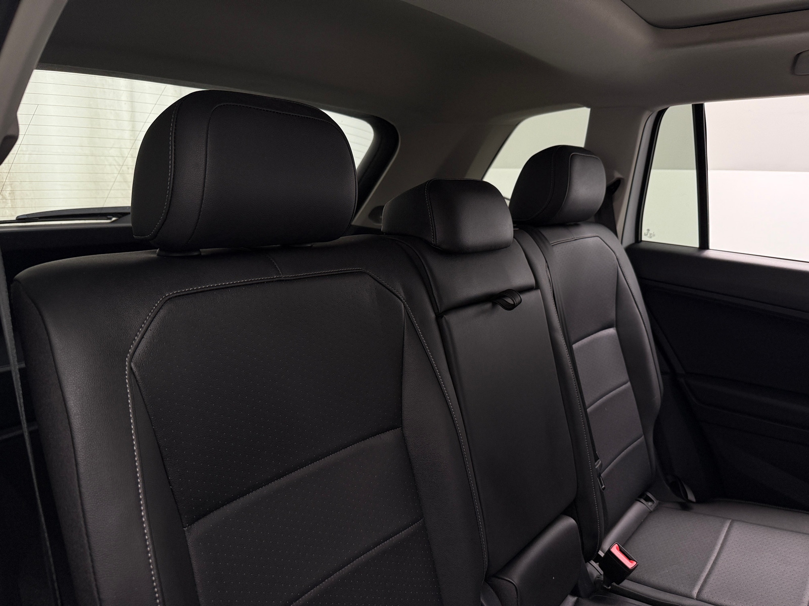 Thumbnail: 2019 Volkswagen Tiguan - 5