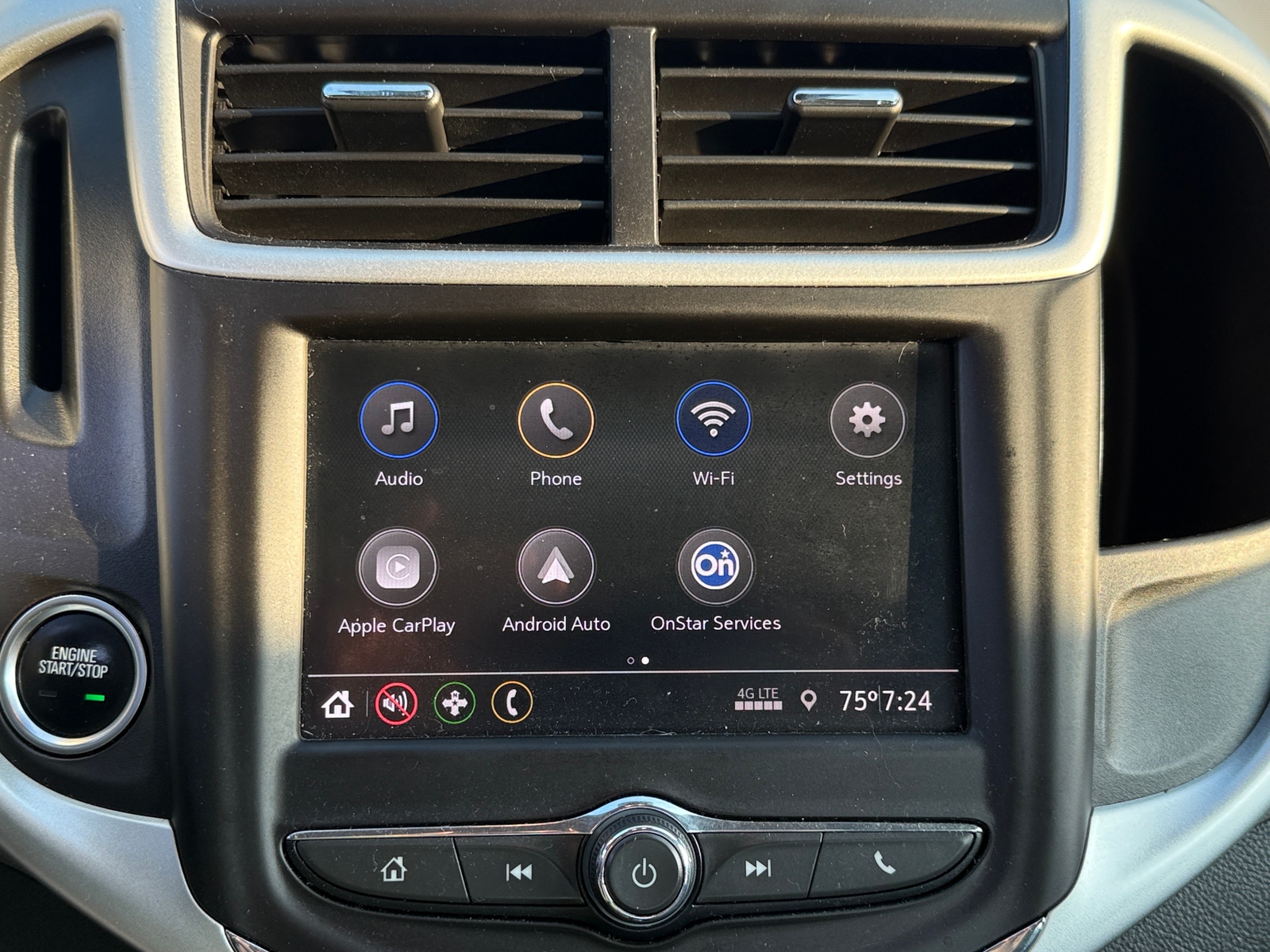 Thumbnail: 2020 Chevrolet Sonic - 4
