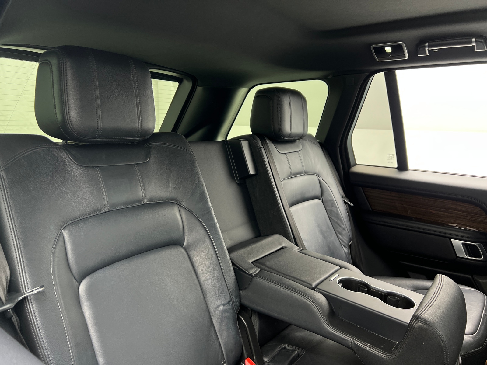 Thumbnail: 2018 Land Rover Range Rover - 5