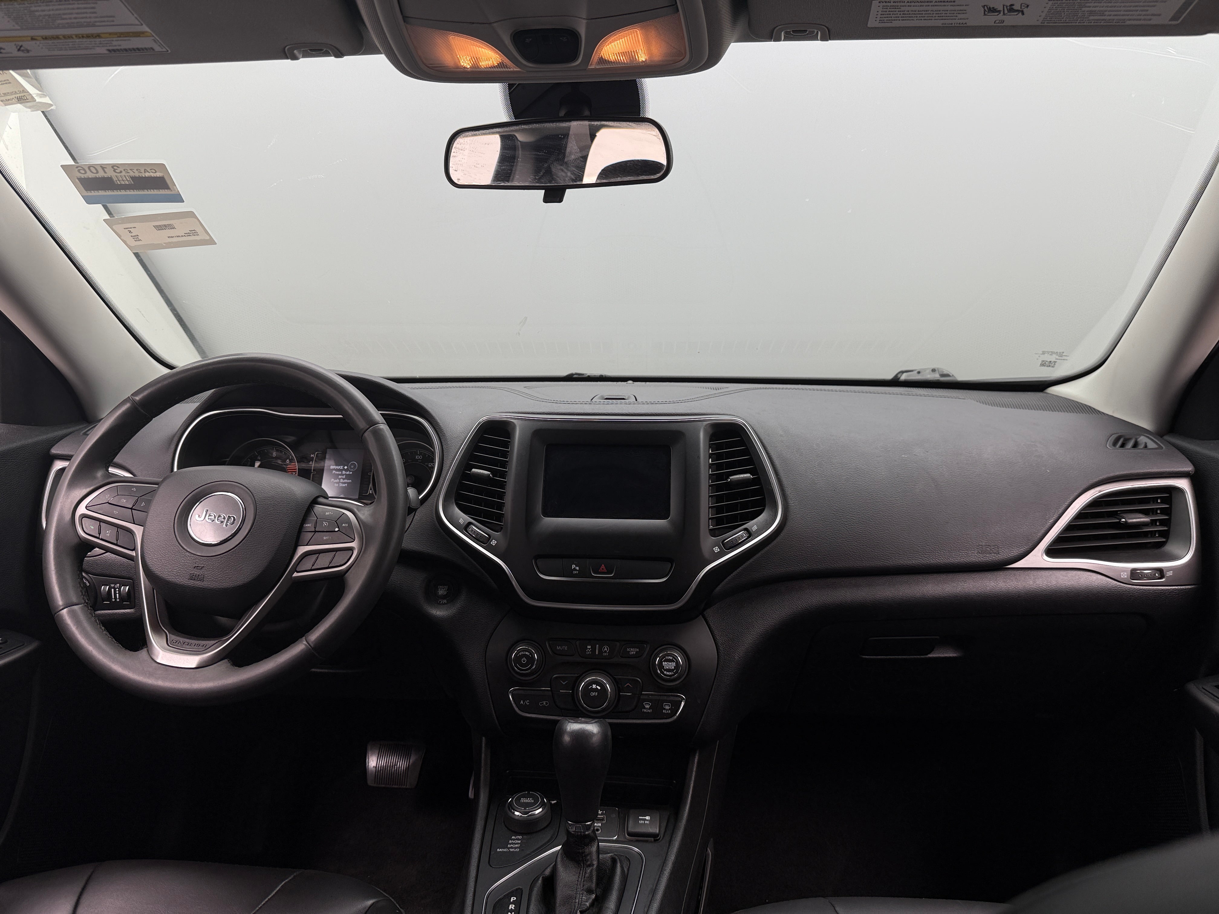 Thumbnail: 2020 Jeep Cherokee - 3