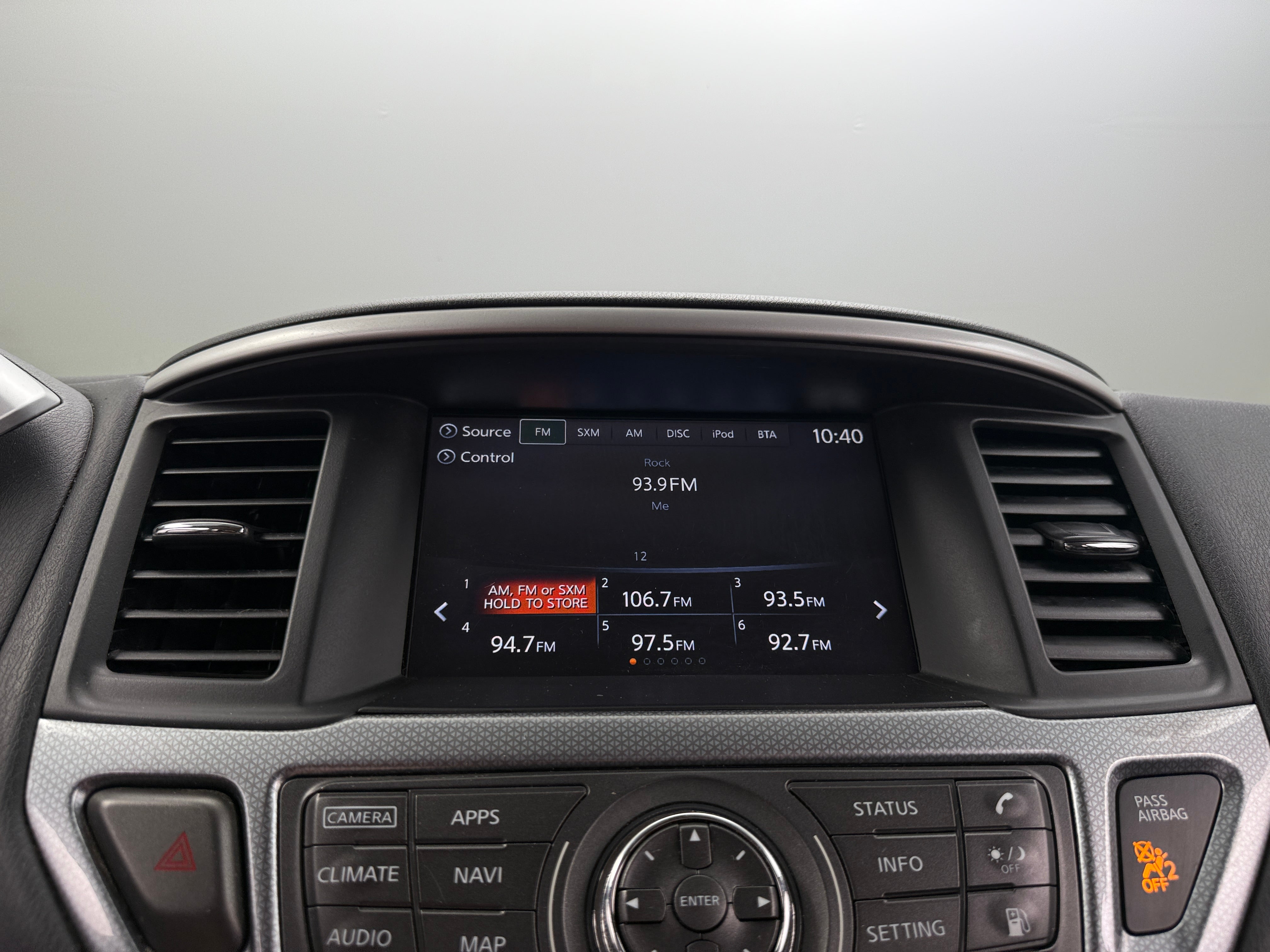 Thumbnail: 2018 Nissan Pathfinder - 3