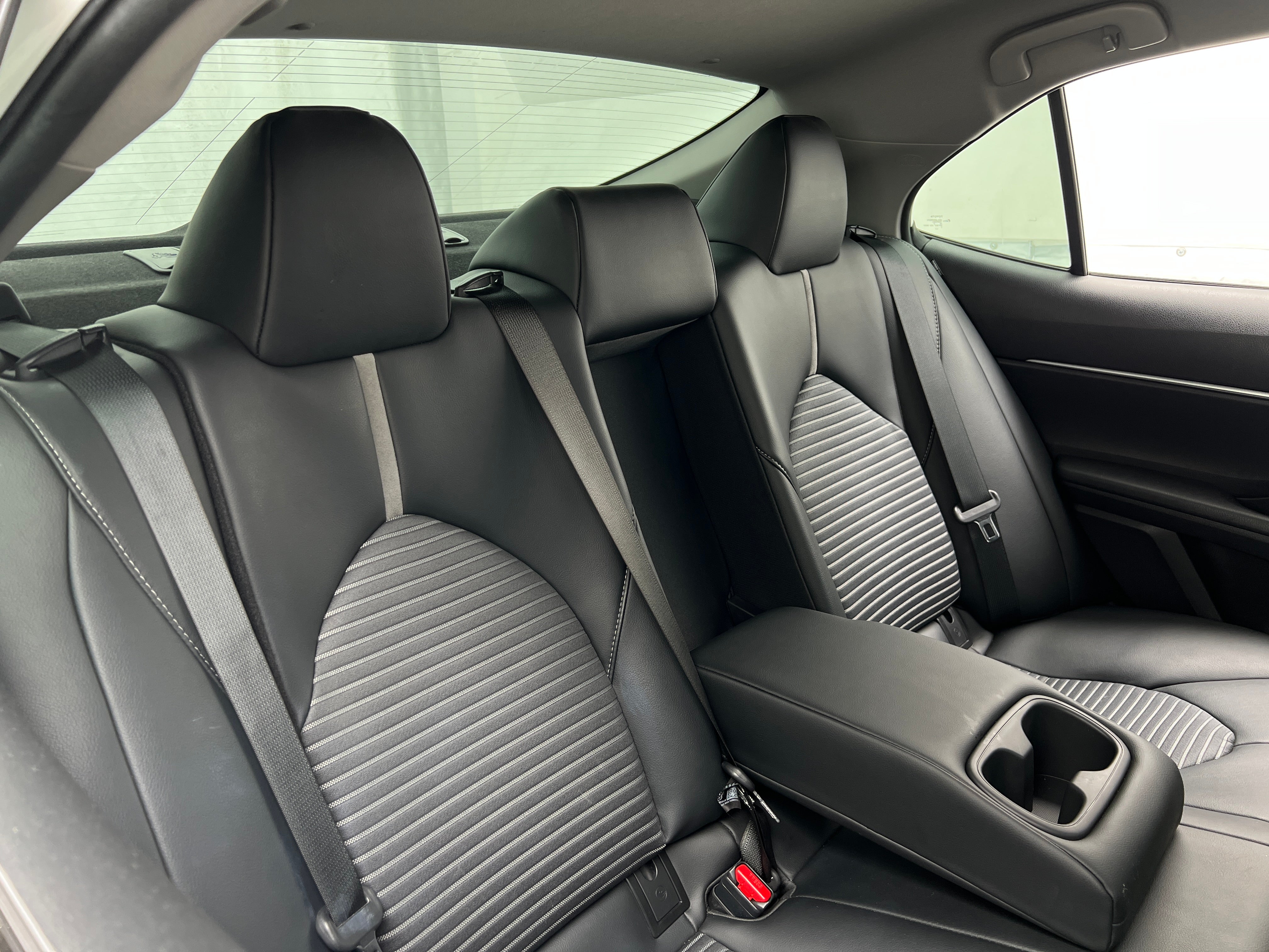 Thumbnail: 2020 Toyota Camry - 6